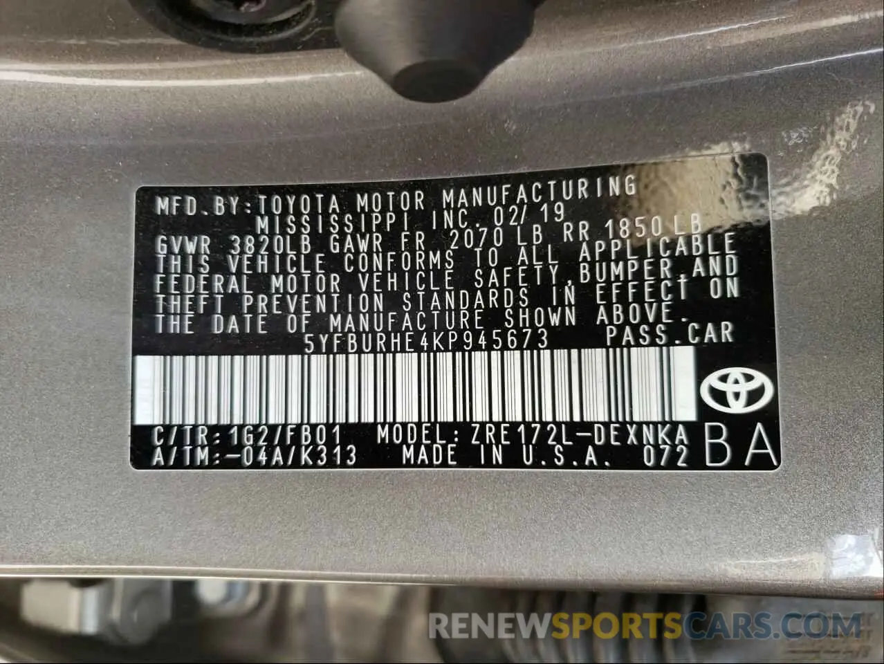 10 Photograph of a damaged car 5YFBURHE4KP945673 TOYOTA COROLLA 2019