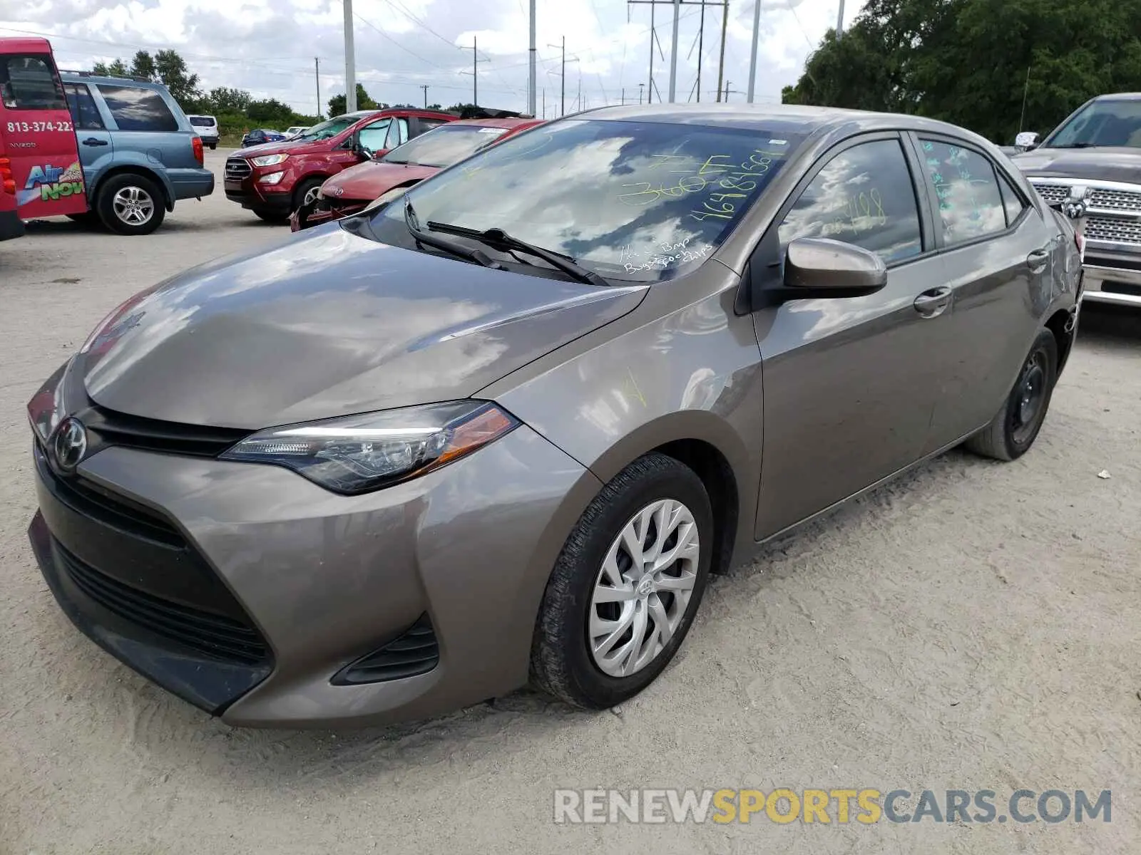 2 Photograph of a damaged car 5YFBURHE4KP945673 TOYOTA COROLLA 2019