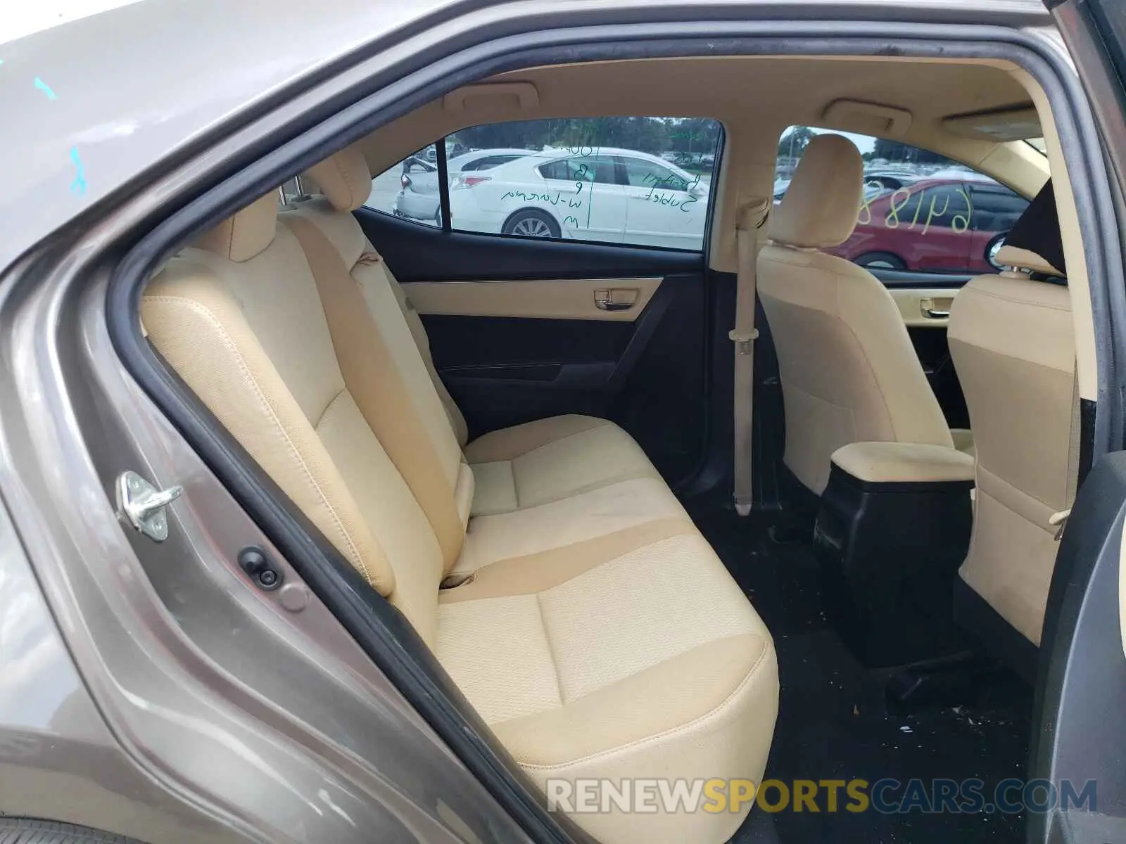 6 Photograph of a damaged car 5YFBURHE4KP945673 TOYOTA COROLLA 2019