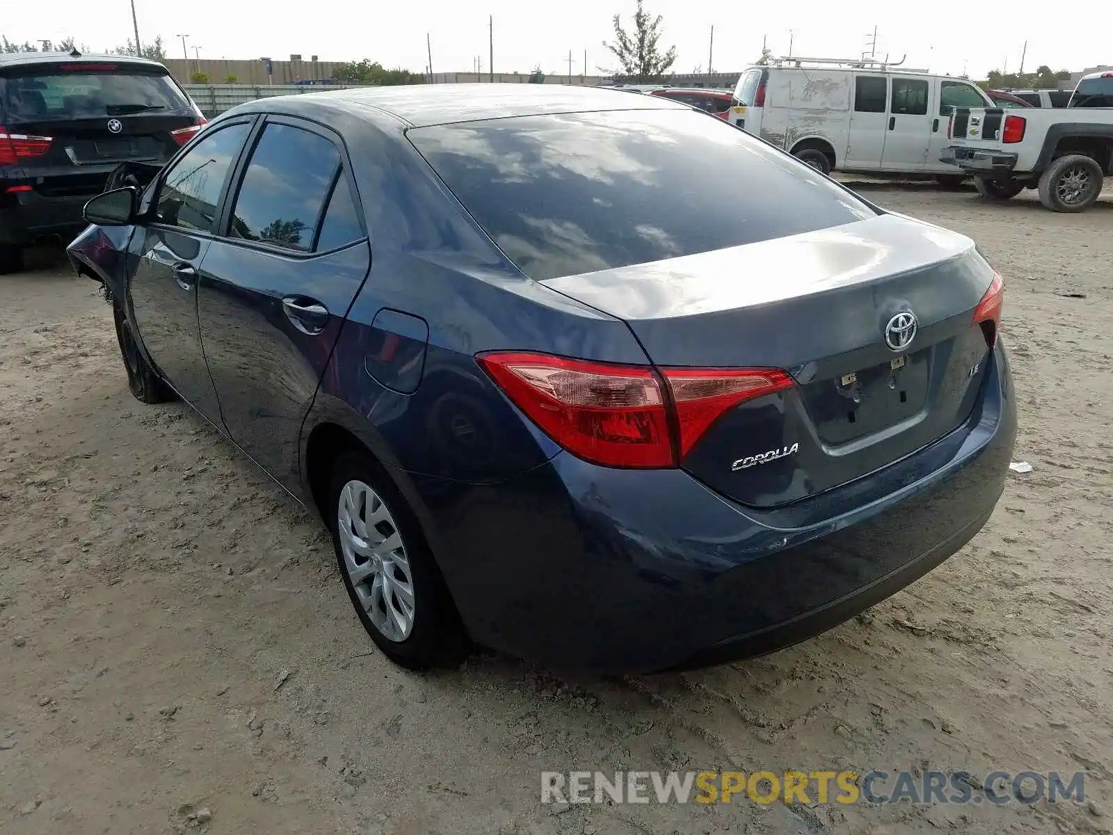 3 Photograph of a damaged car 5YFBURHE4KP946757 TOYOTA COROLLA 2019