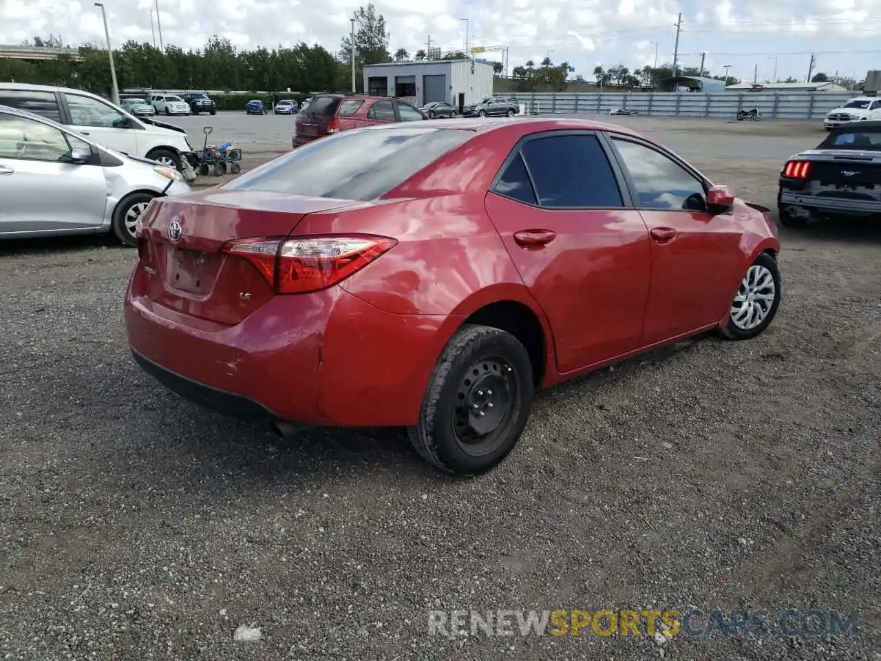 4 Photograph of a damaged car 5YFBURHE5KP858221 TOYOTA COROLLA 2019