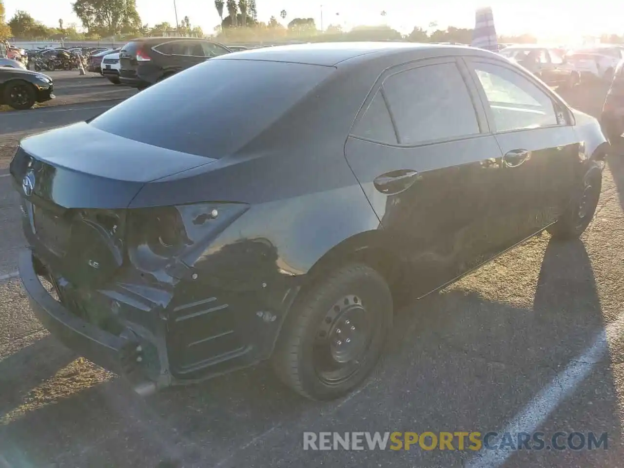 3 Photograph of a damaged car 5YFBURHE5KP862012 TOYOTA COROLLA 2019