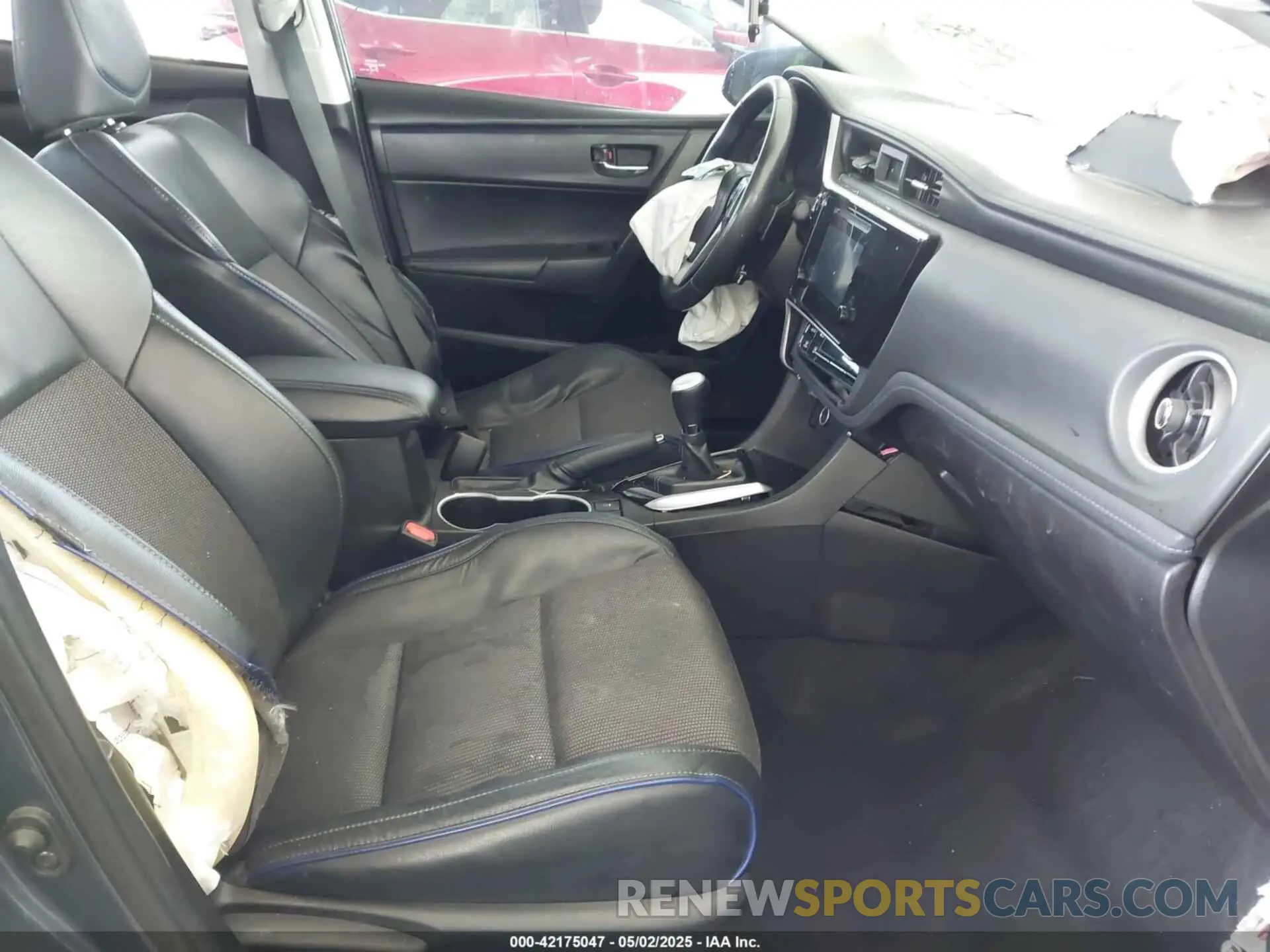 5 Photograph of a damaged car 5YFBURHE5KP862334 TOYOTA COROLLA 2019