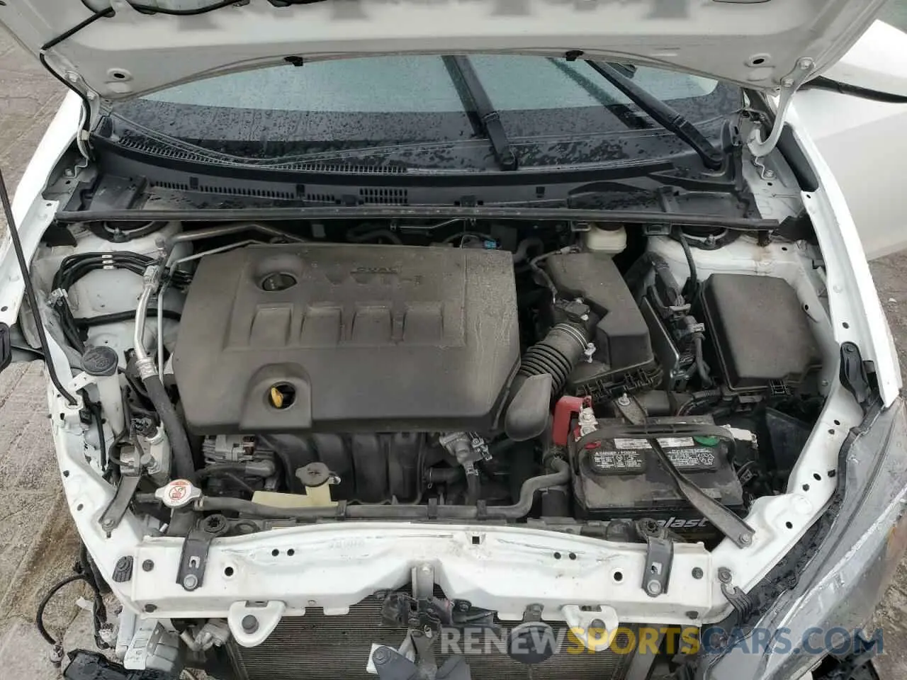 13 Photograph of a damaged car 5YFBURHE5KP863872 TOYOTA COROLLA 2019