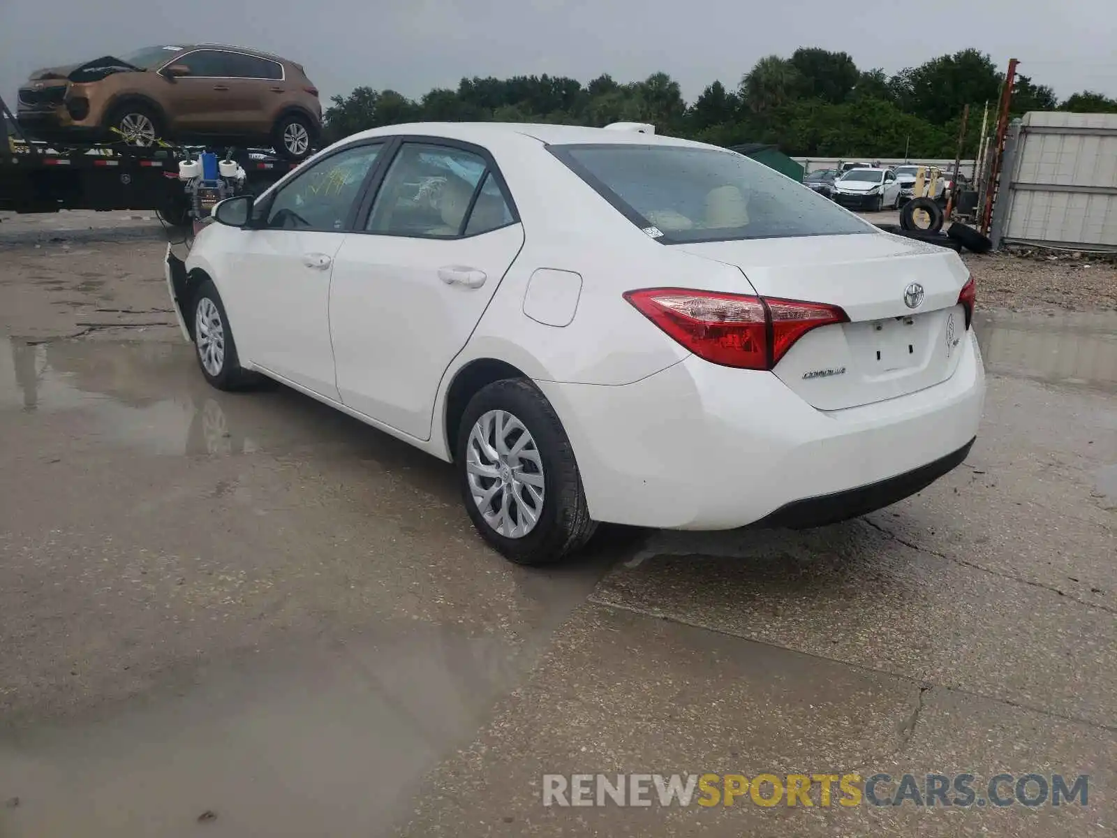 3 Photograph of a damaged car 5YFBURHE5KP866982 TOYOTA COROLLA 2019