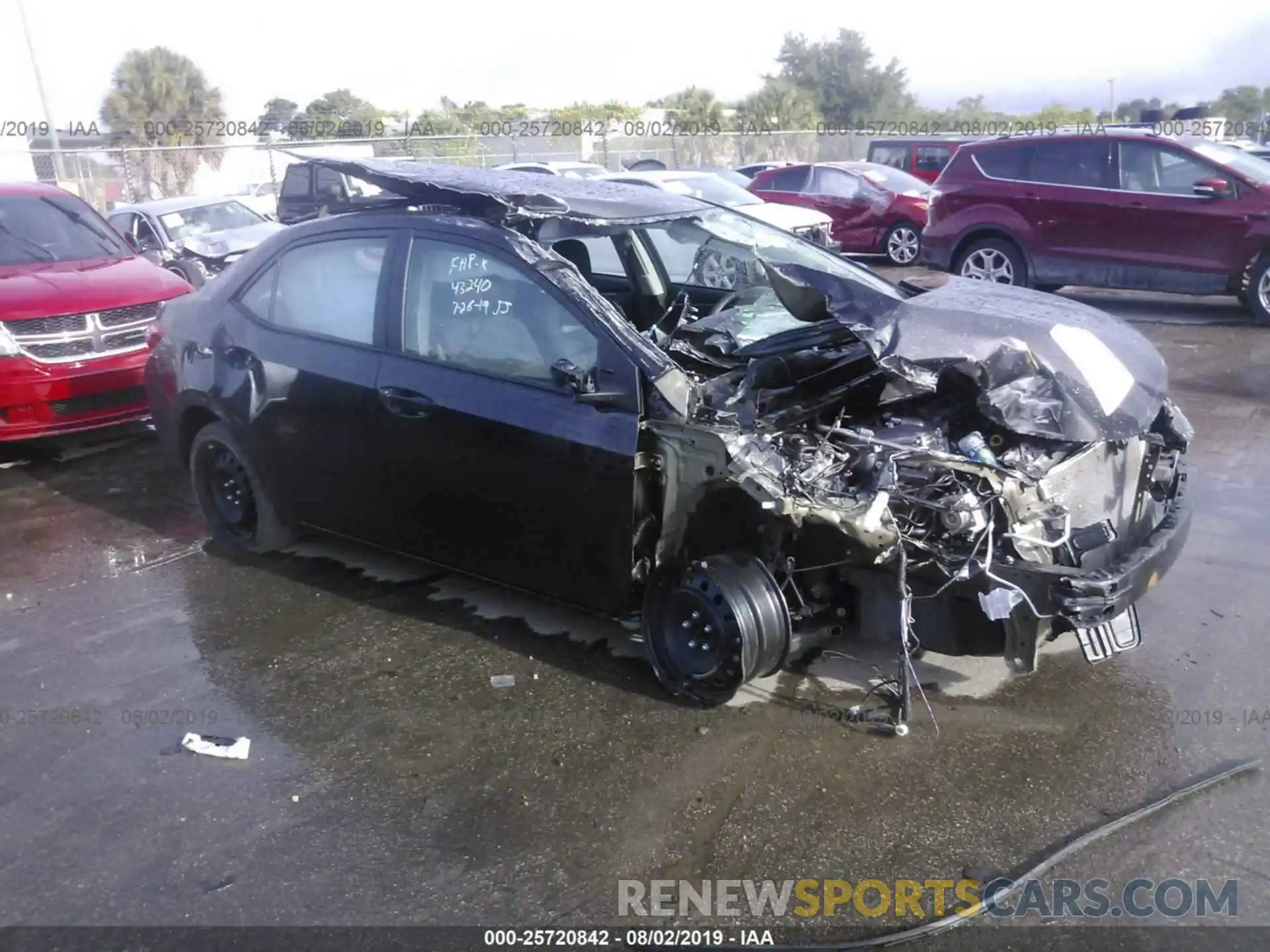 1 Photograph of a damaged car 5YFBURHE5KP868344 TOYOTA COROLLA 2019