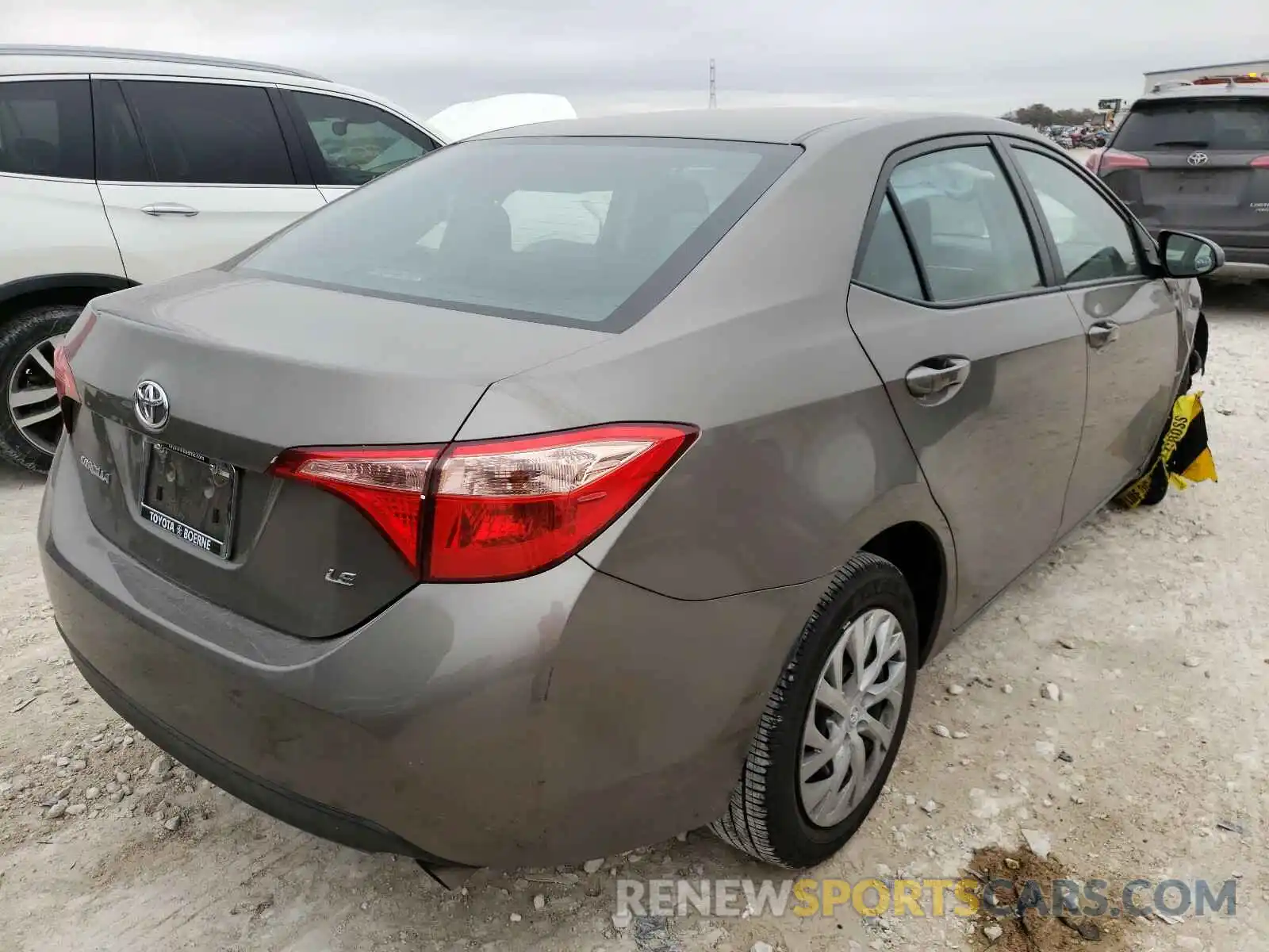 4 Photograph of a damaged car 5YFBURHE5KP870482 TOYOTA COROLLA 2019