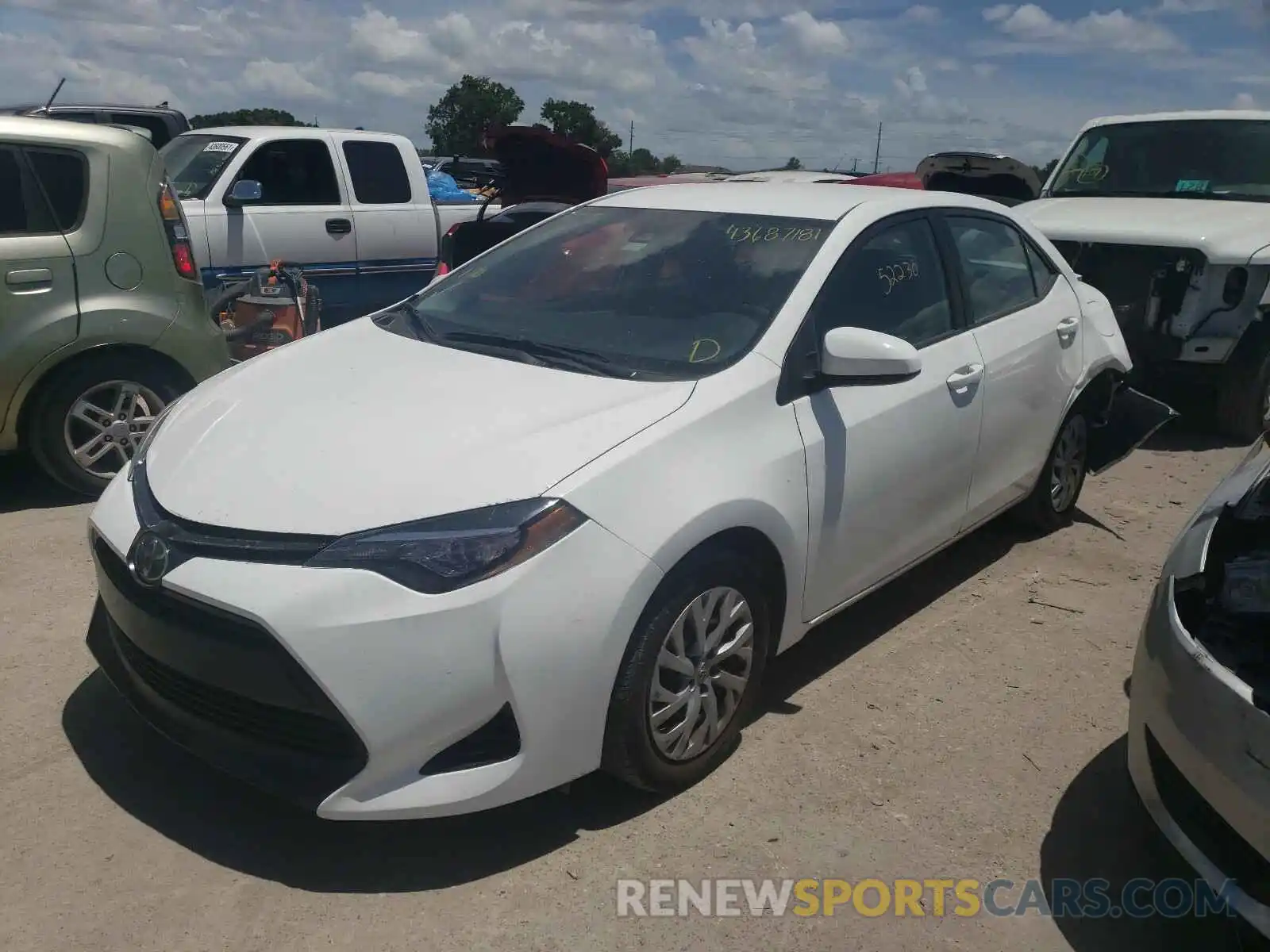 2 Photograph of a damaged car 5YFBURHE5KP871633 TOYOTA COROLLA 2019