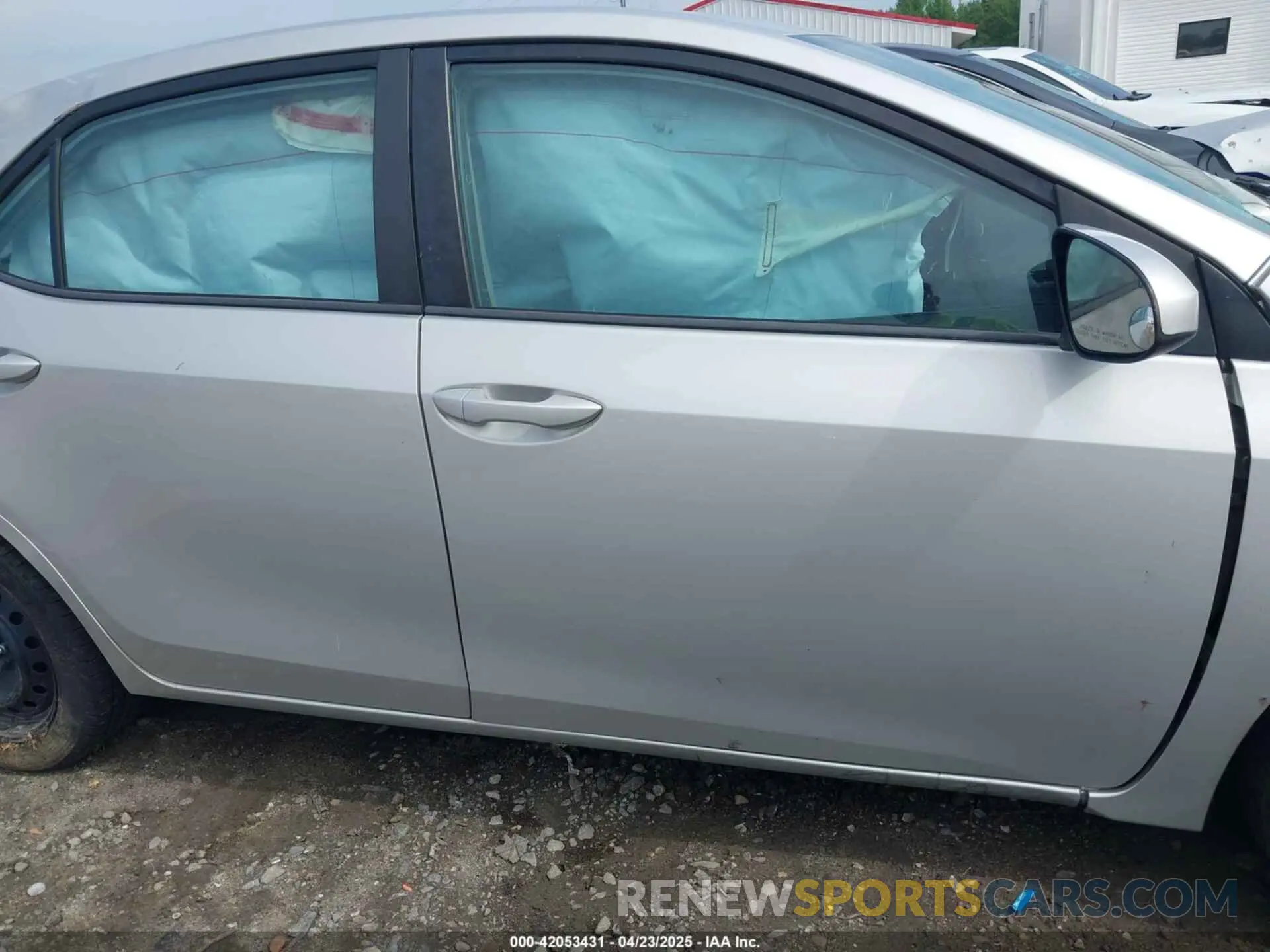14 Photograph of a damaged car 5YFBURHE5KP872474 TOYOTA COROLLA 2019