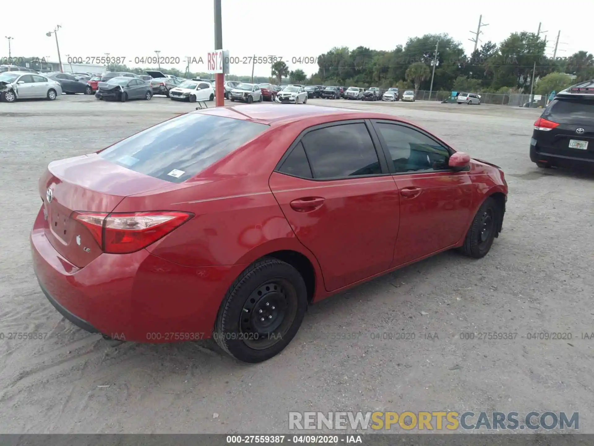 4 Photograph of a damaged car 5YFBURHE5KP872586 TOYOTA COROLLA 2019