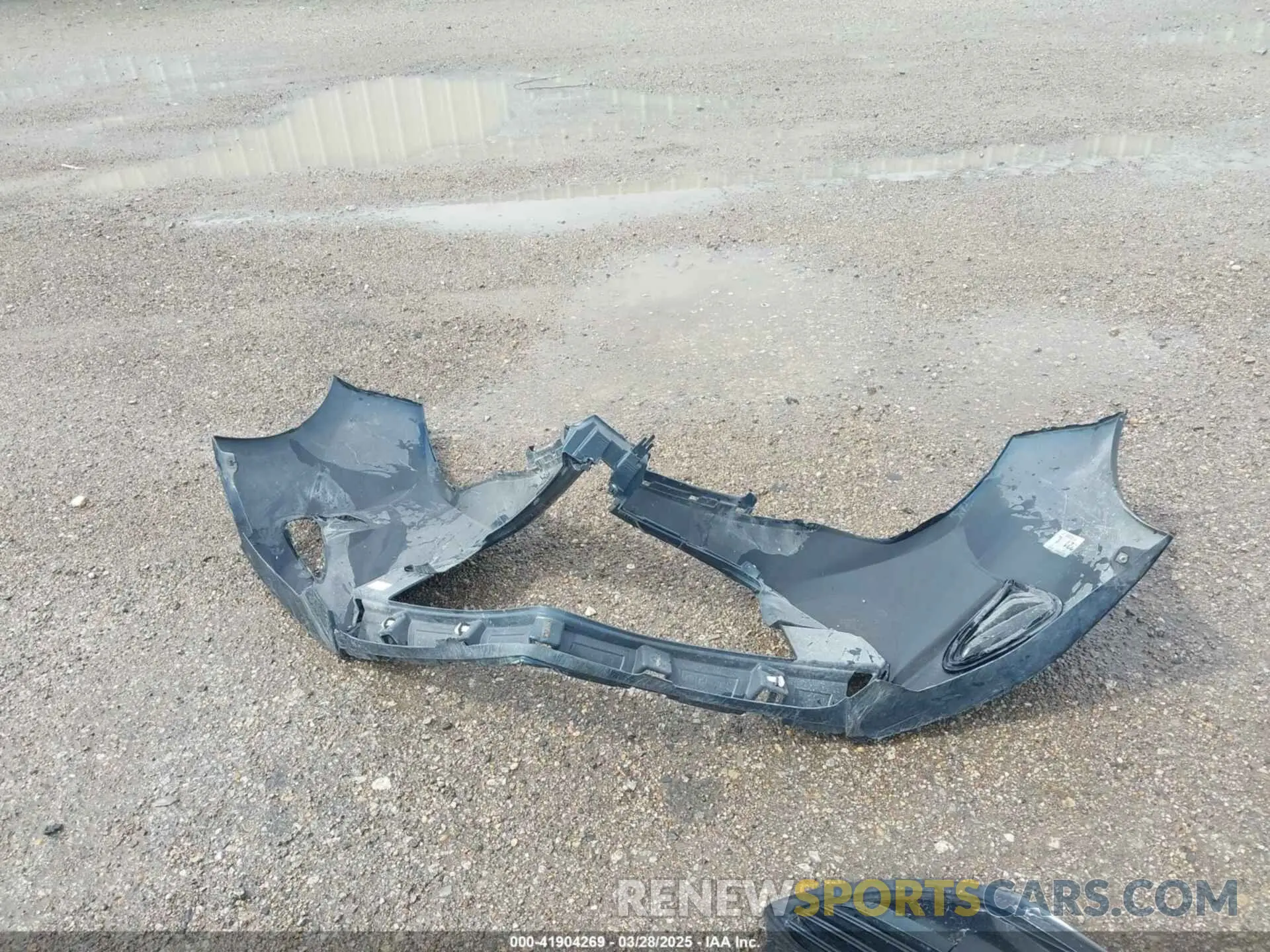 11 Photograph of a damaged car 5YFBURHE5KP874211 TOYOTA COROLLA 2019