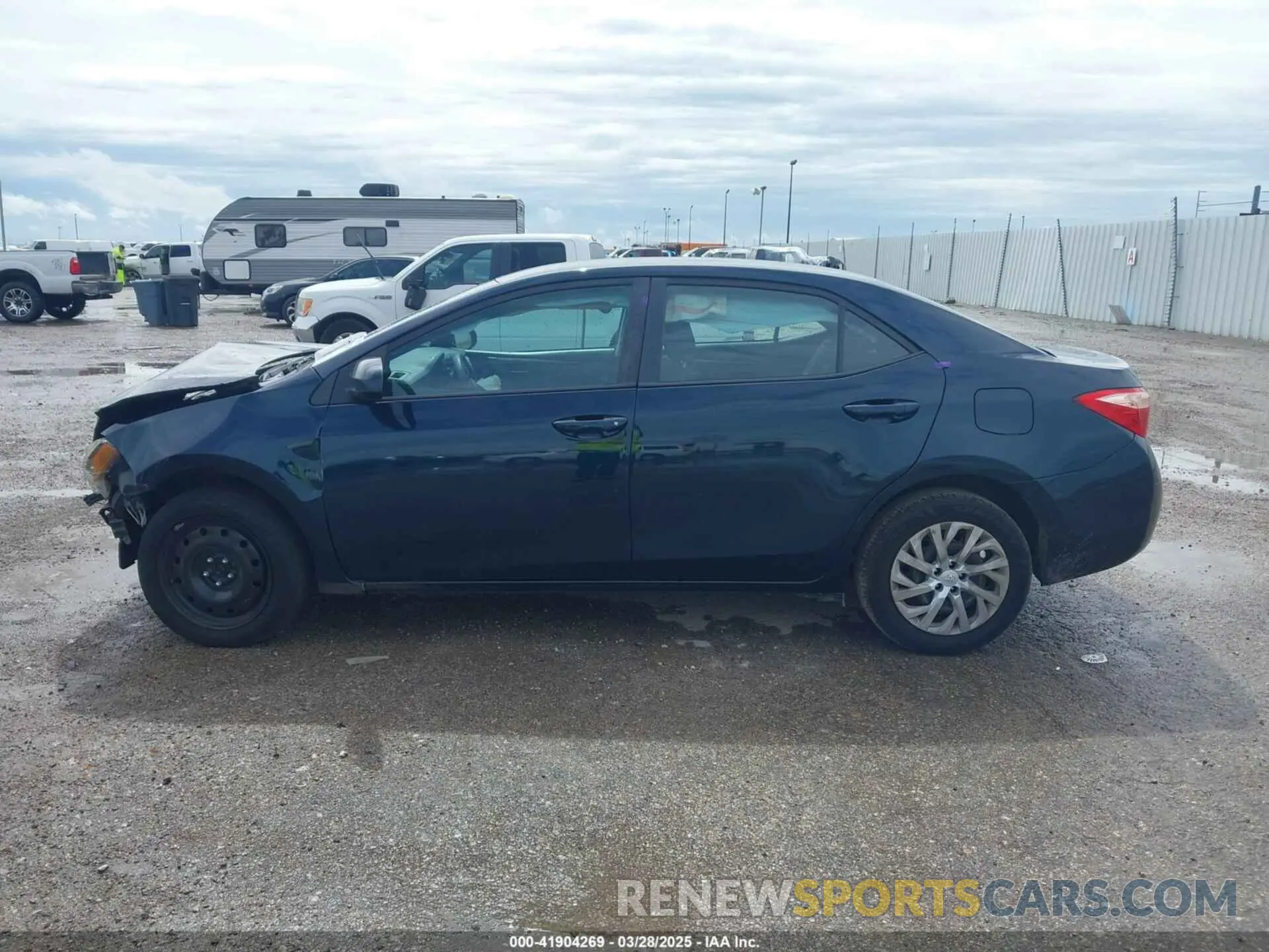 14 Photograph of a damaged car 5YFBURHE5KP874211 TOYOTA COROLLA 2019