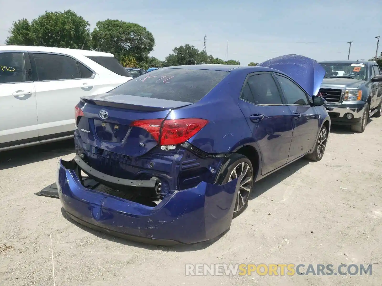 4 Photograph of a damaged car 5YFBURHE5KP875035 TOYOTA COROLLA 2019