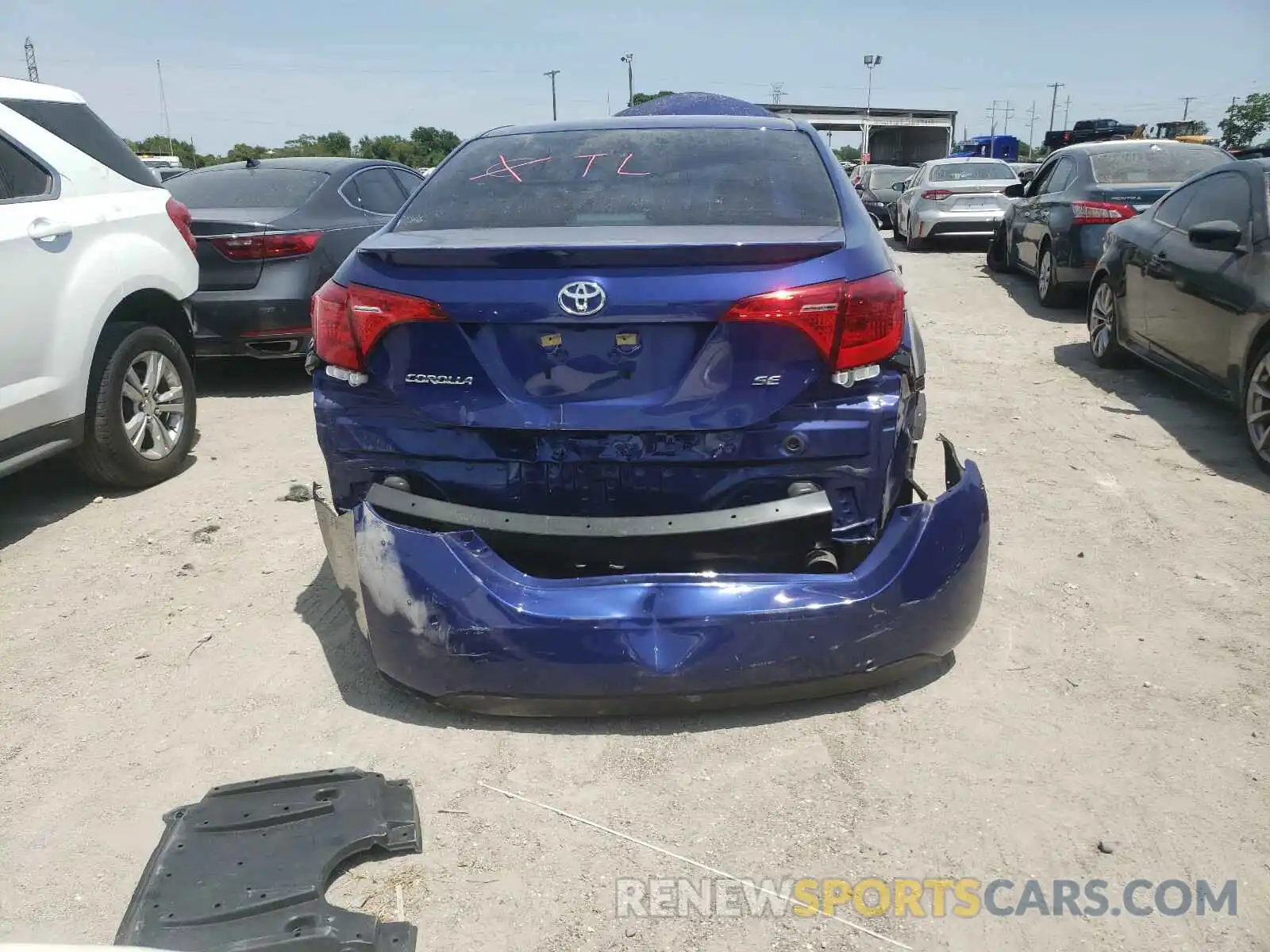 9 Photograph of a damaged car 5YFBURHE5KP875035 TOYOTA COROLLA 2019