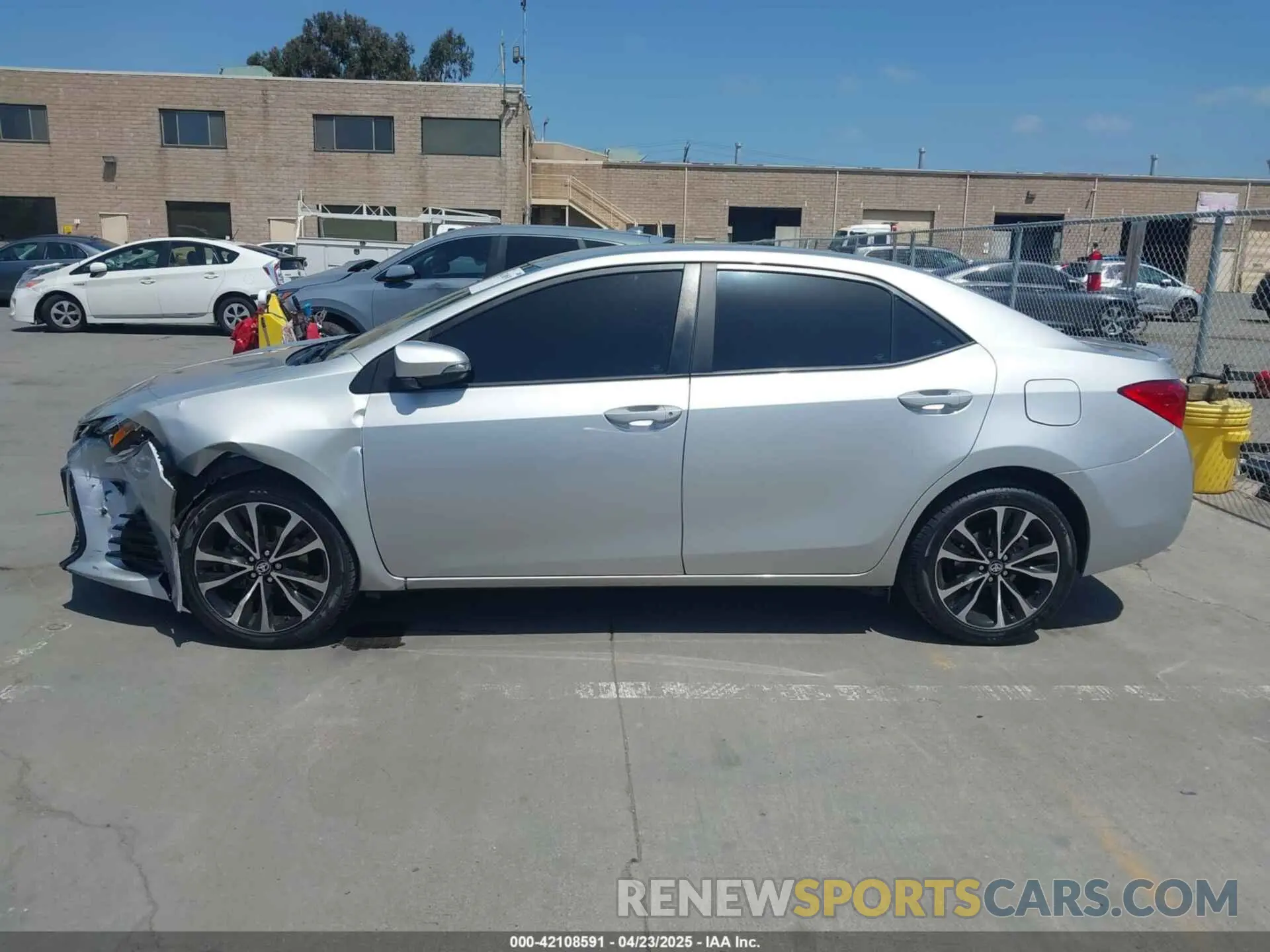 14 Photograph of a damaged car 5YFBURHE5KP877691 TOYOTA COROLLA 2019