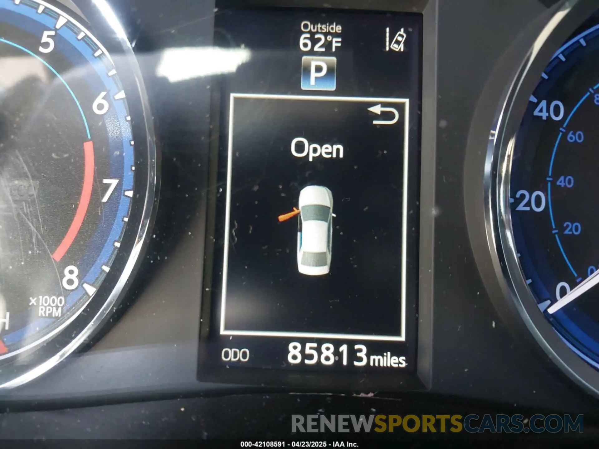 15 Photograph of a damaged car 5YFBURHE5KP877691 TOYOTA COROLLA 2019