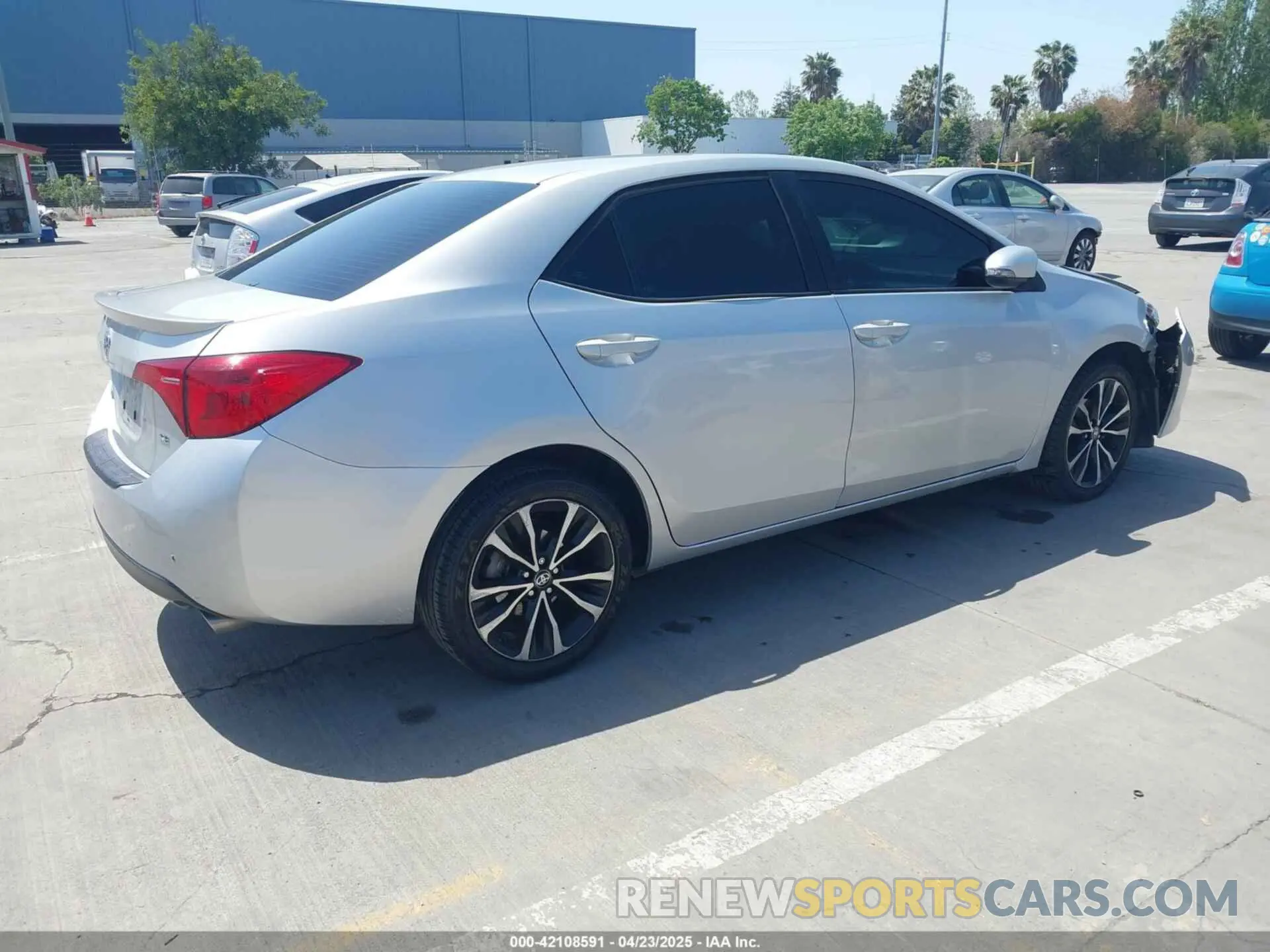 4 Photograph of a damaged car 5YFBURHE5KP877691 TOYOTA COROLLA 2019