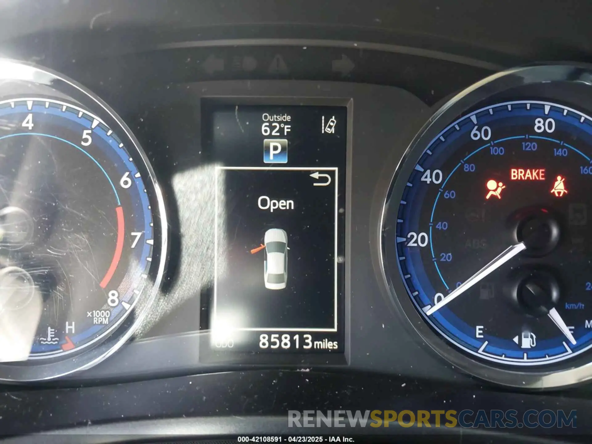 7 Photograph of a damaged car 5YFBURHE5KP877691 TOYOTA COROLLA 2019
