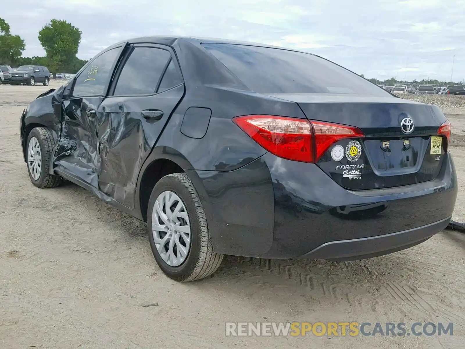 3 Photograph of a damaged car 5YFBURHE5KP882745 TOYOTA COROLLA 2019