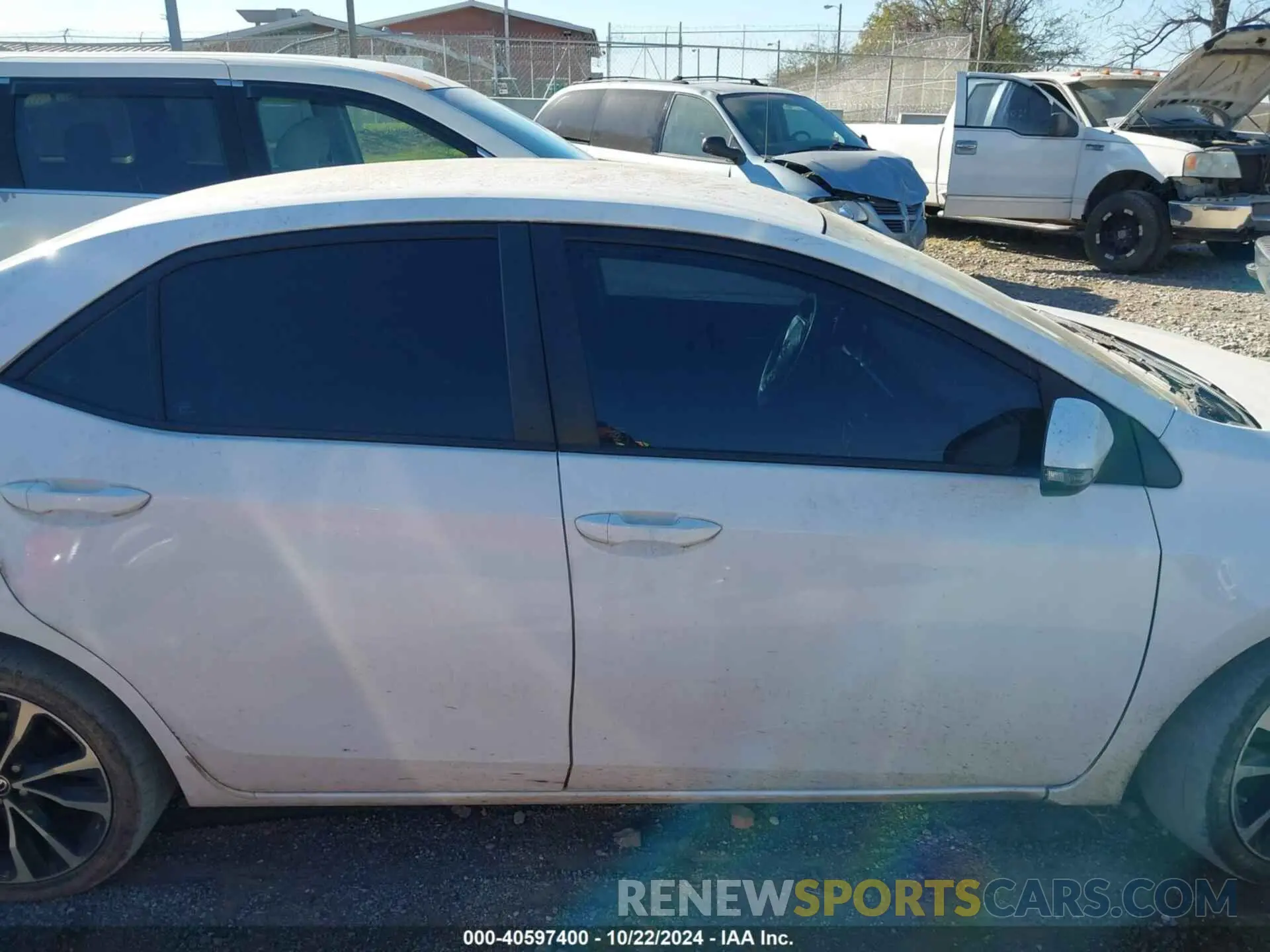 14 Photograph of a damaged car 5YFBURHE5KP885242 TOYOTA COROLLA 2019