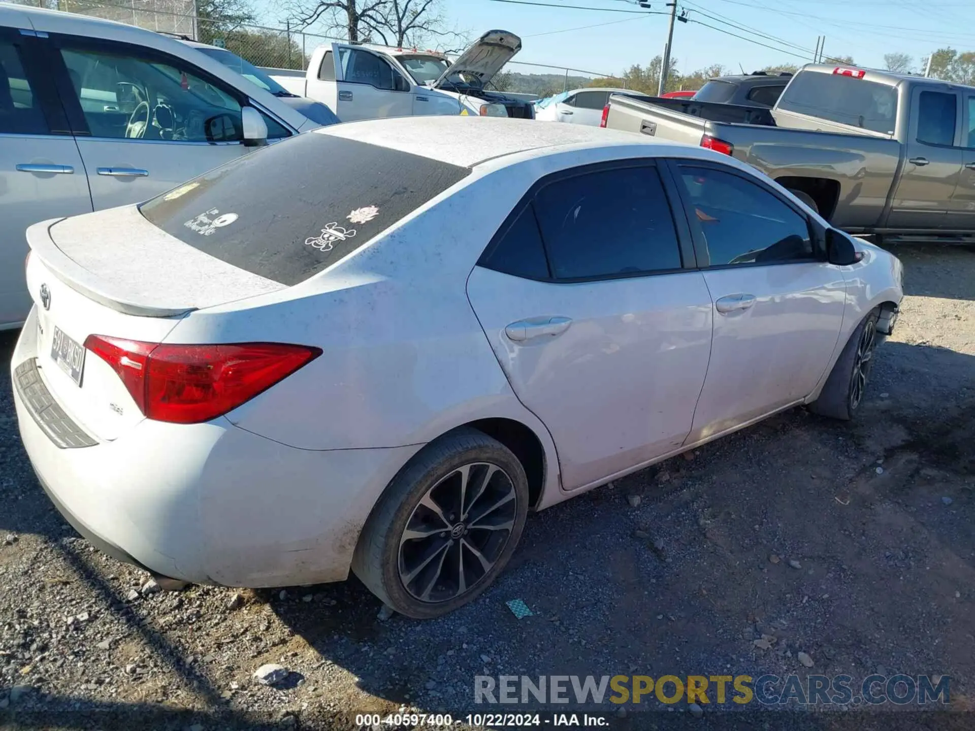 4 Photograph of a damaged car 5YFBURHE5KP885242 TOYOTA COROLLA 2019