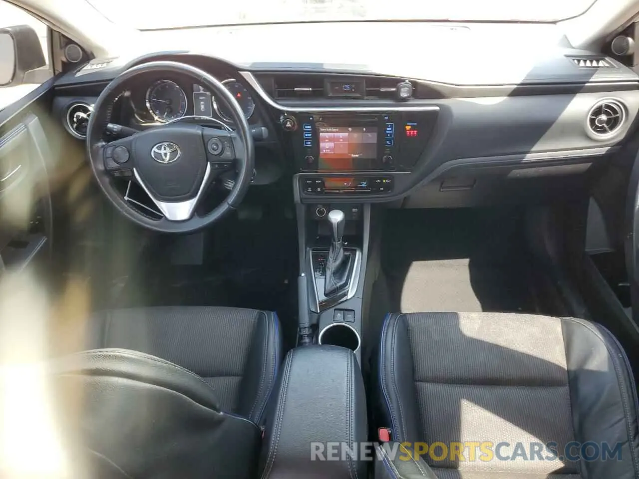 8 Photograph of a damaged car 5YFBURHE5KP889971 TOYOTA COROLLA 2019