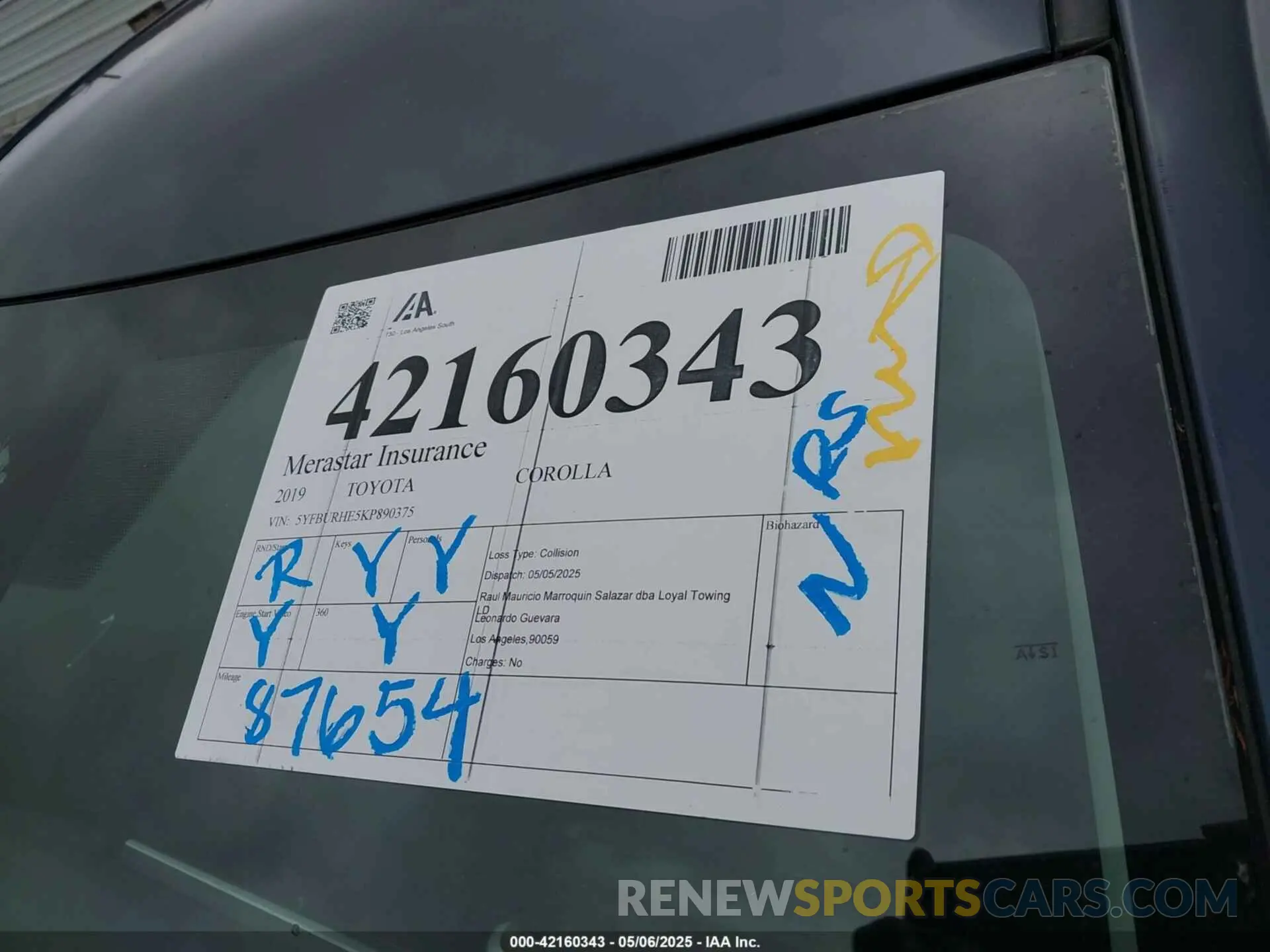 17 Photograph of a damaged car 5YFBURHE5KP890375 TOYOTA COROLLA 2019