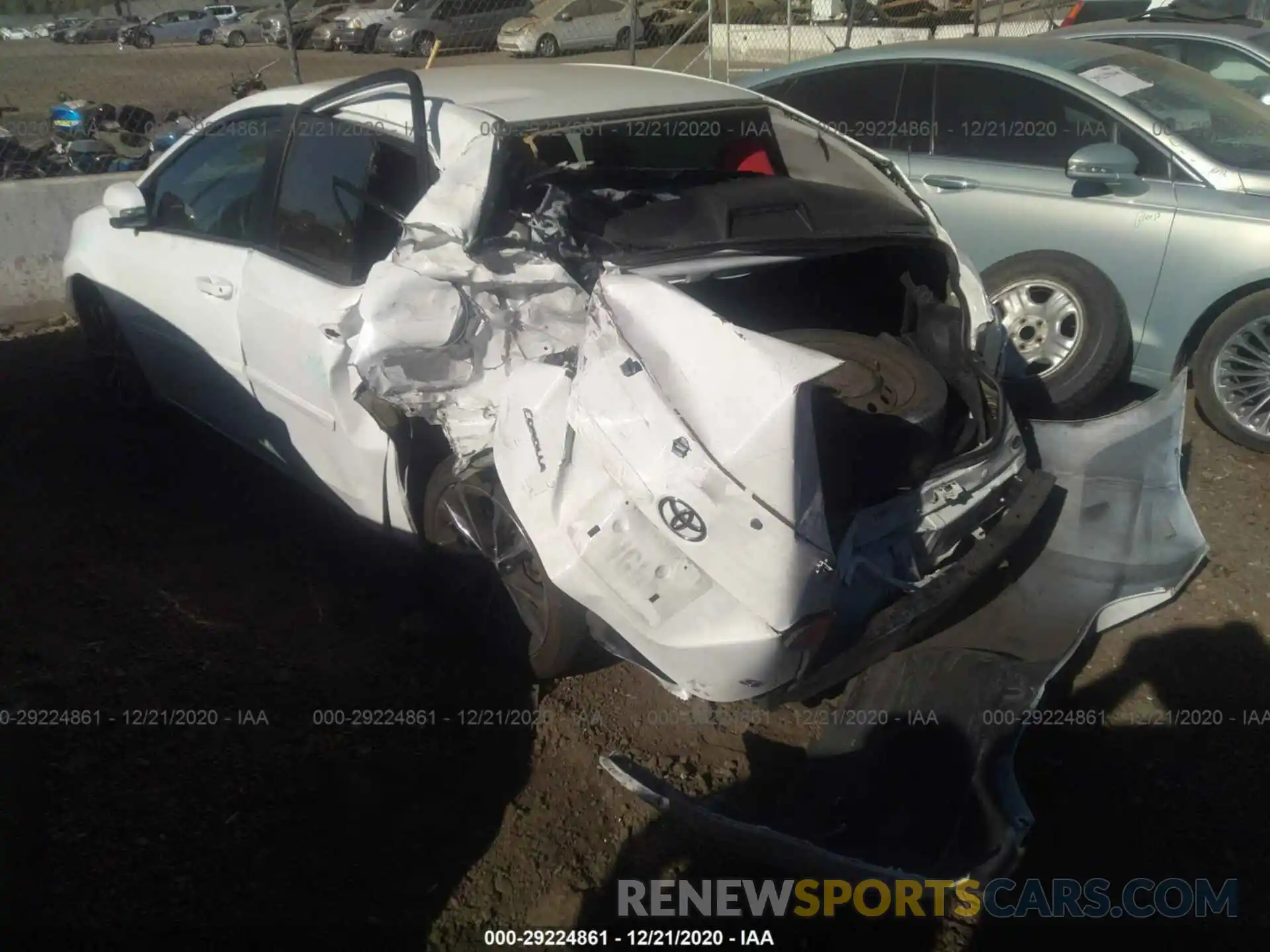 3 Photograph of a damaged car 5YFBURHE5KP890831 TOYOTA COROLLA 2019