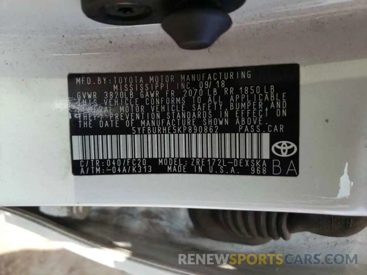 10 Photograph of a damaged car 5YFBURHE5KP890862 TOYOTA COROLLA 2019