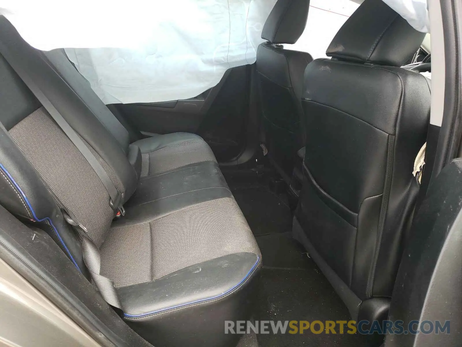 6 Photograph of a damaged car 5YFBURHE5KP895494 TOYOTA COROLLA 2019