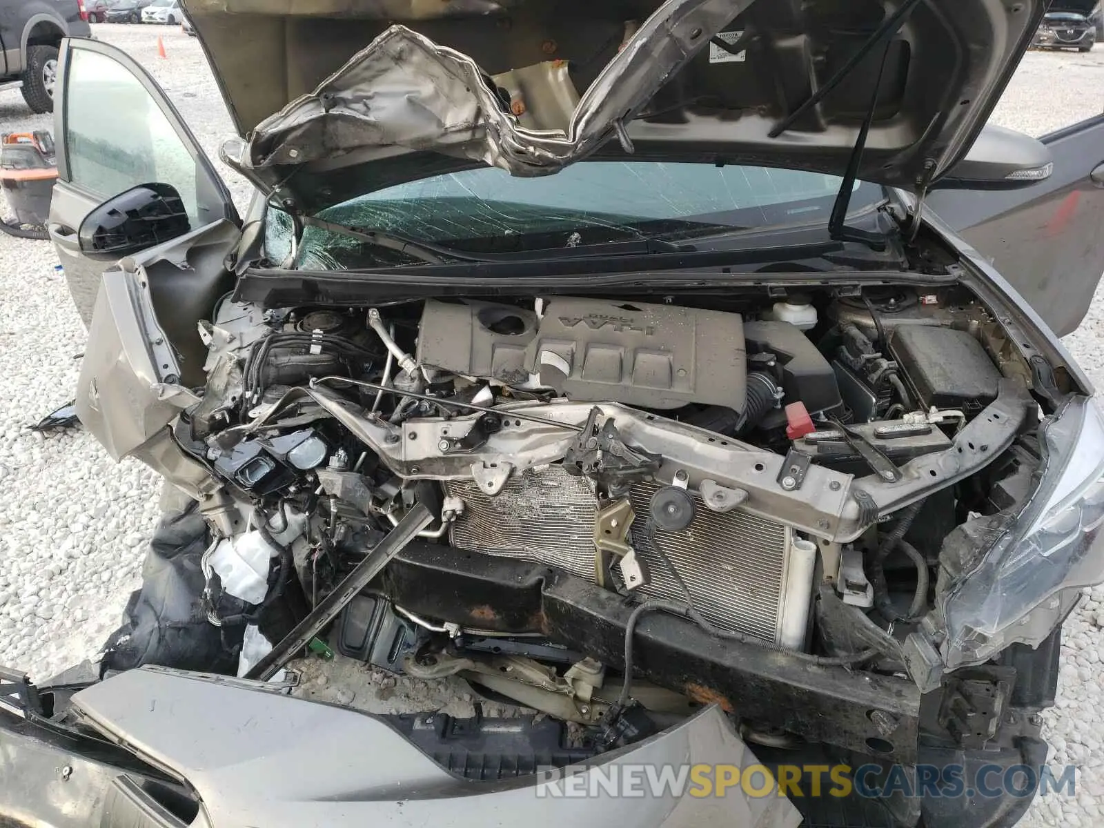 7 Photograph of a damaged car 5YFBURHE5KP895494 TOYOTA COROLLA 2019