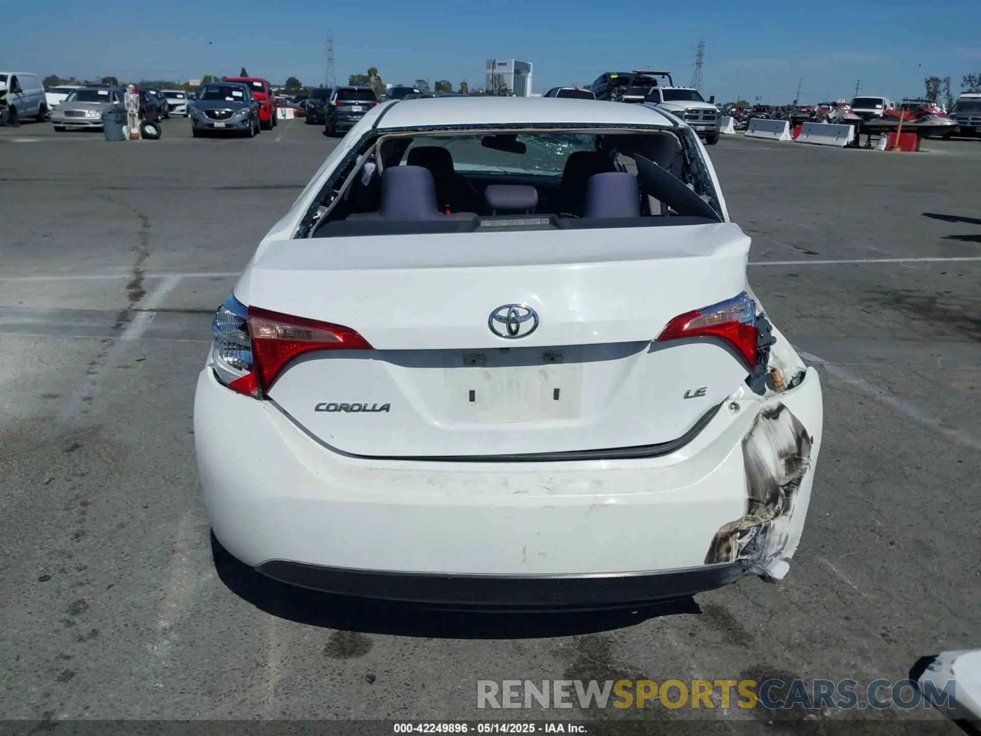17 Photograph of a damaged car 5YFBURHE5KP896225 TOYOTA COROLLA 2019