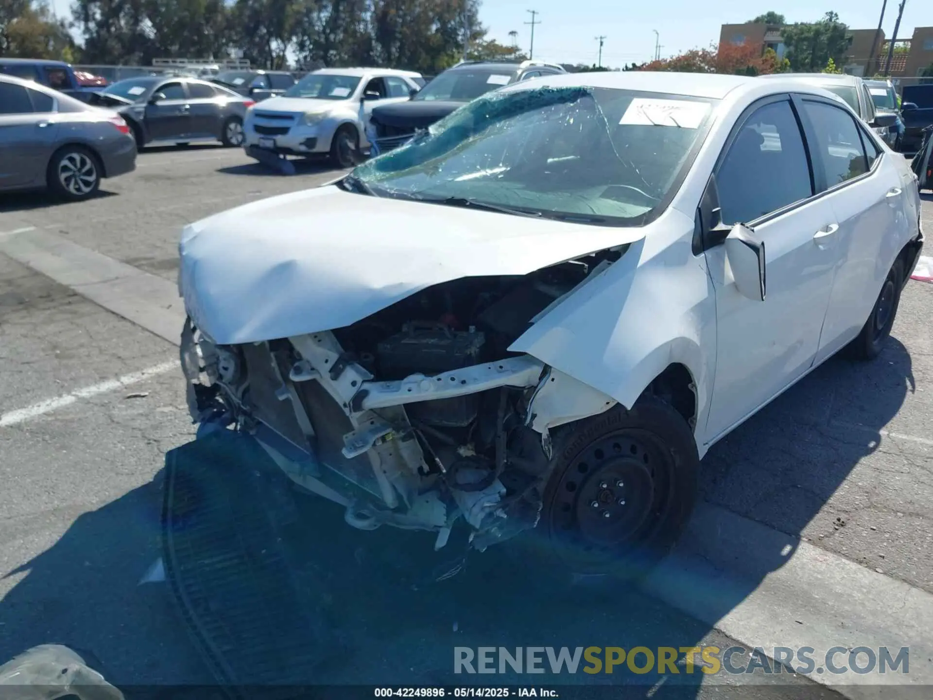 6 Photograph of a damaged car 5YFBURHE5KP896225 TOYOTA COROLLA 2019