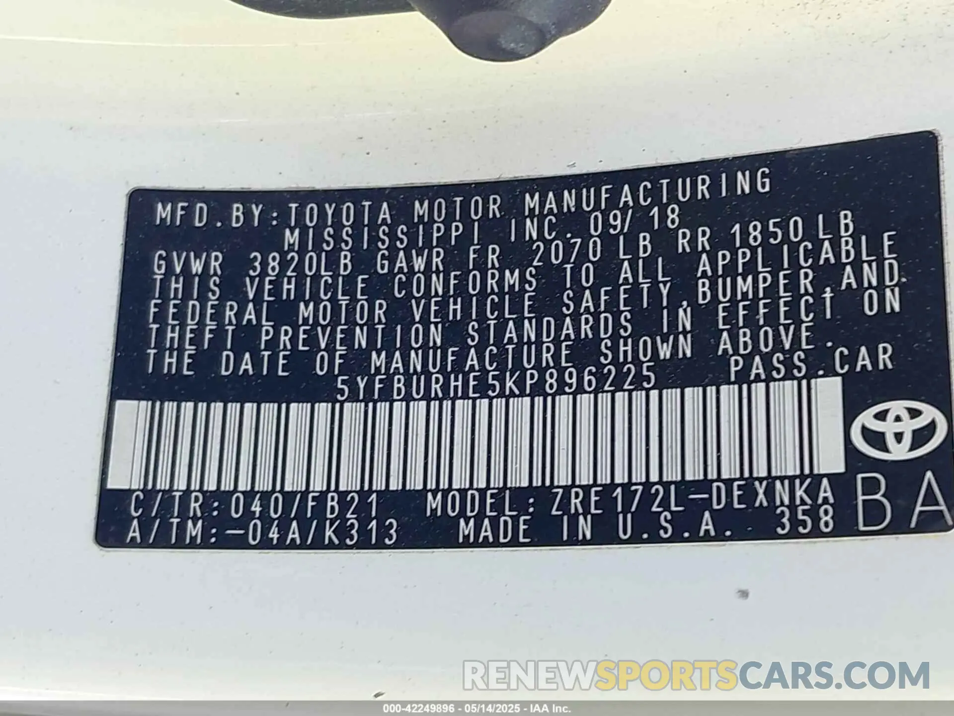 9 Photograph of a damaged car 5YFBURHE5KP896225 TOYOTA COROLLA 2019