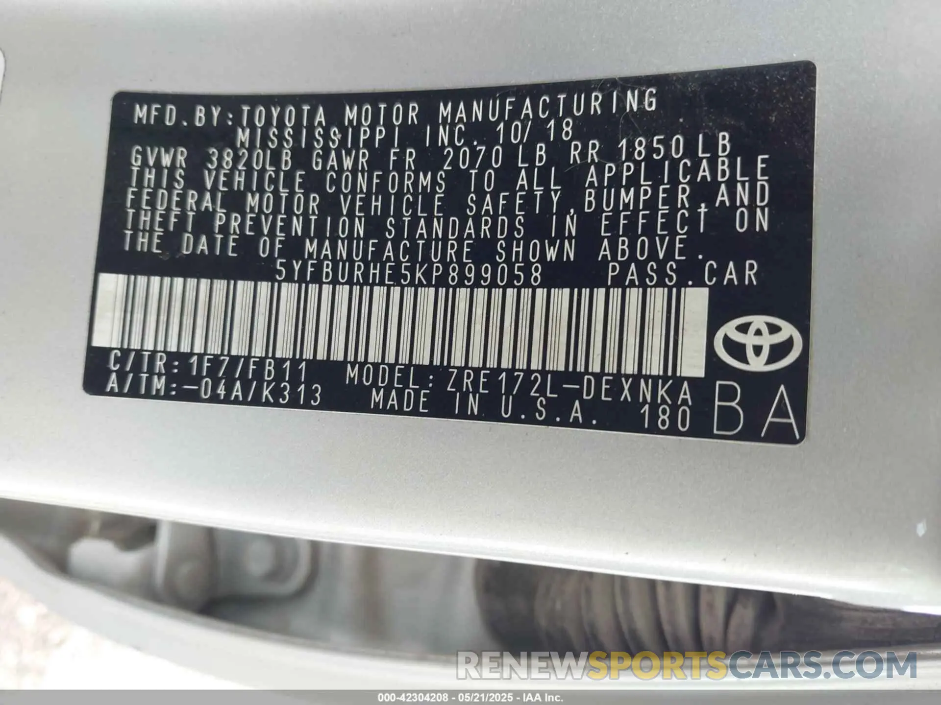 9 Photograph of a damaged car 5YFBURHE5KP899058 TOYOTA COROLLA 2019