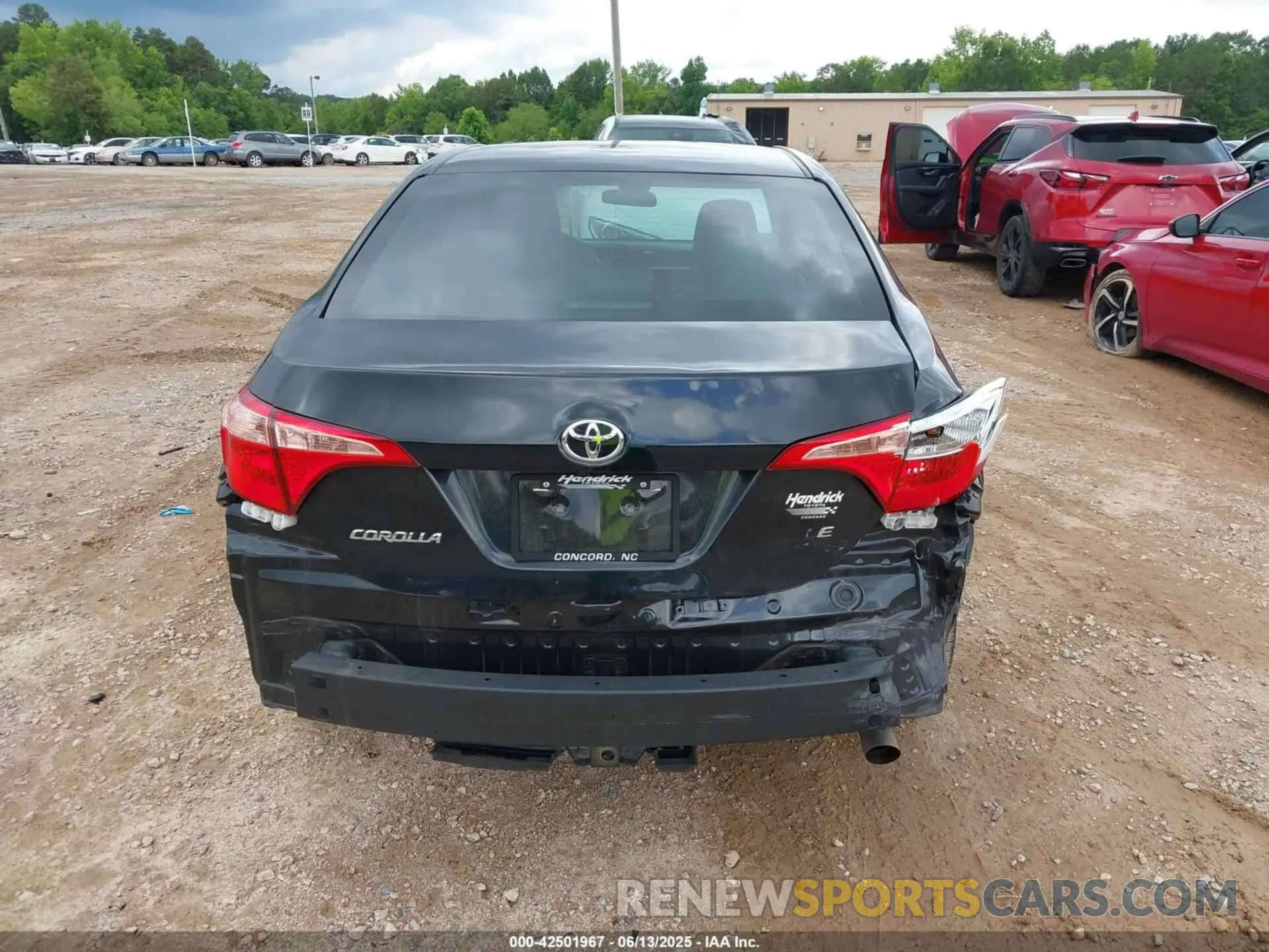 16 Photograph of a damaged car 5YFBURHE5KP899948 TOYOTA COROLLA 2019