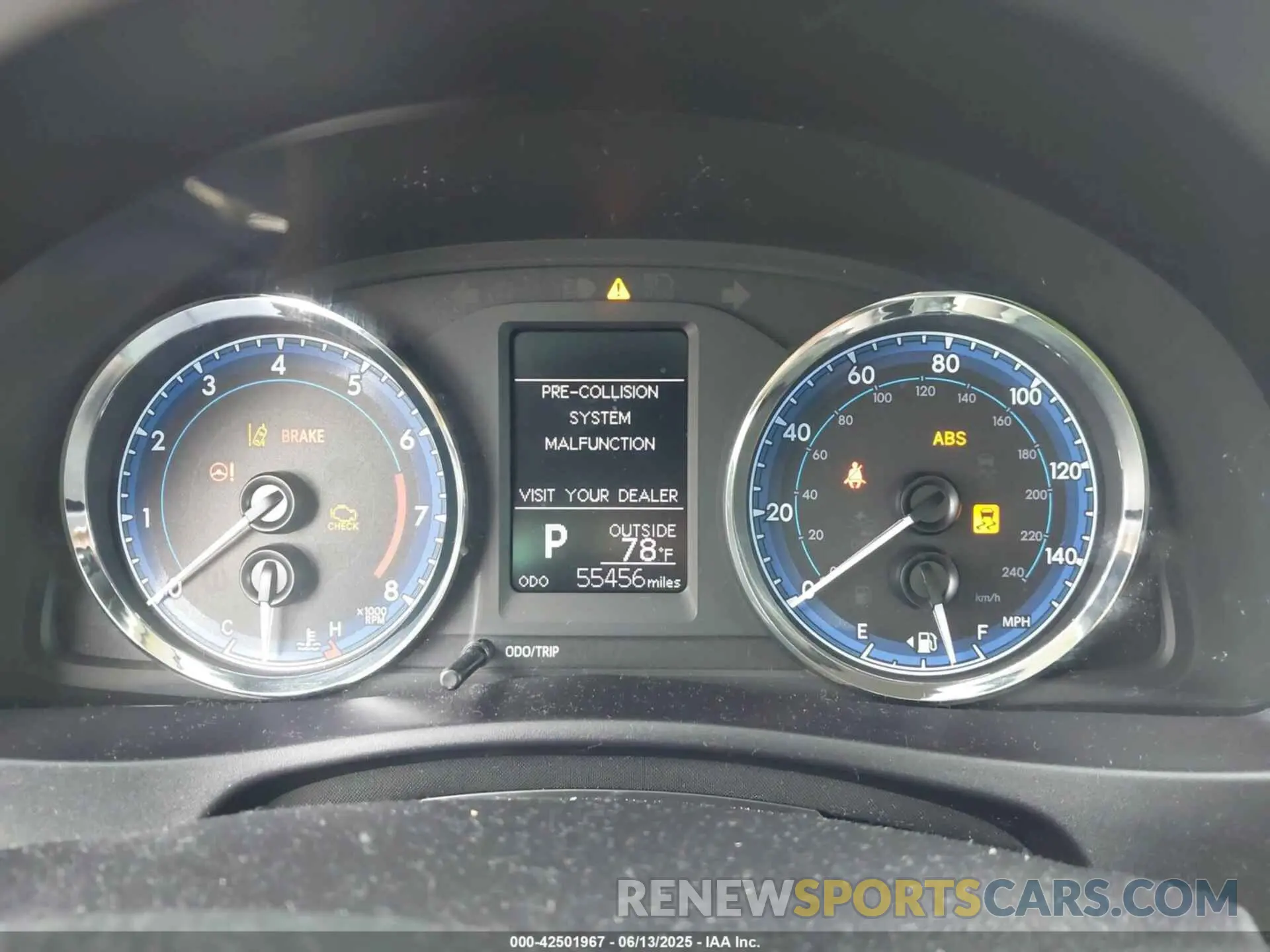 7 Photograph of a damaged car 5YFBURHE5KP899948 TOYOTA COROLLA 2019