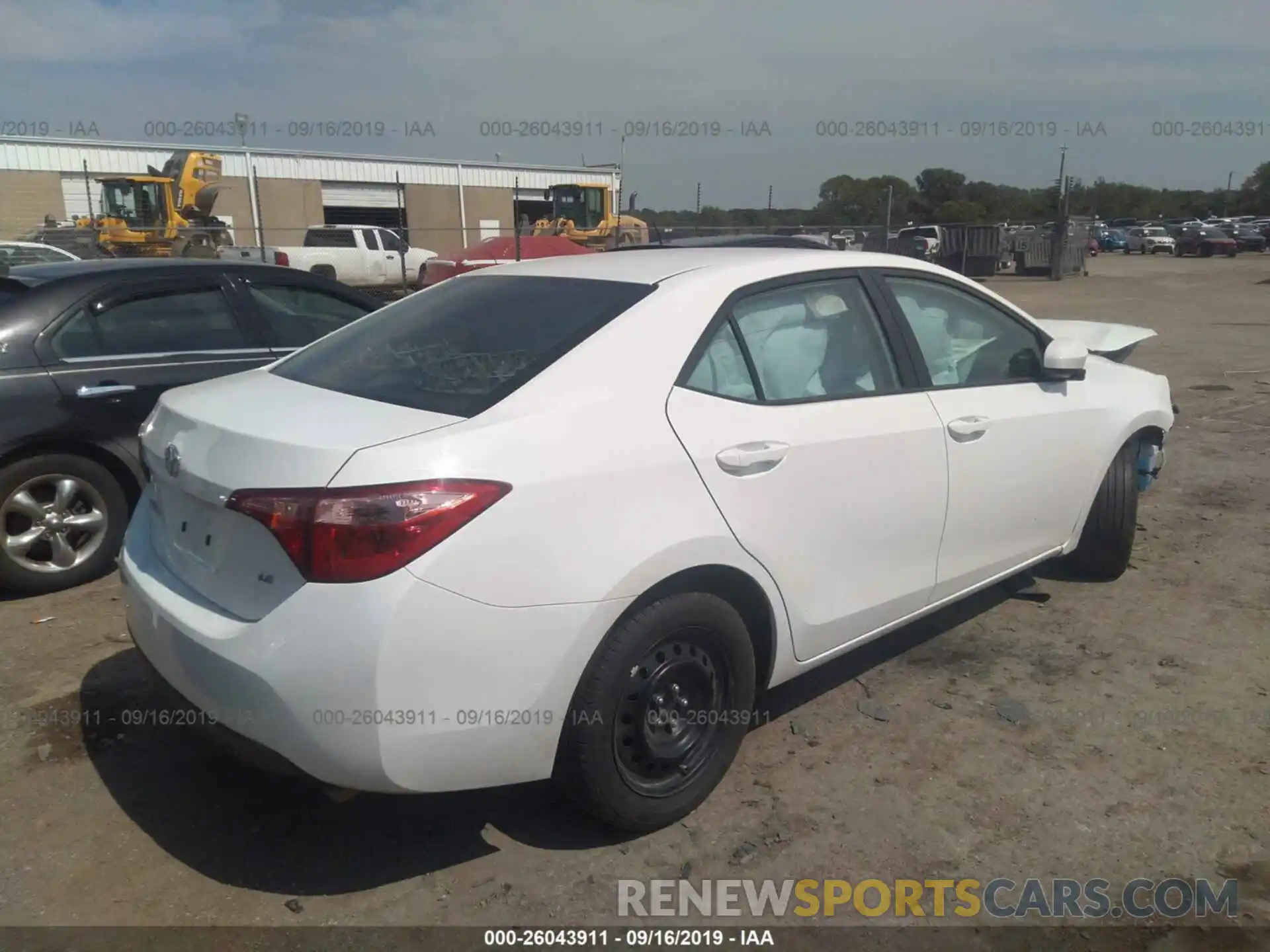 4 Photograph of a damaged car 5YFBURHE5KP901889 TOYOTA COROLLA 2019