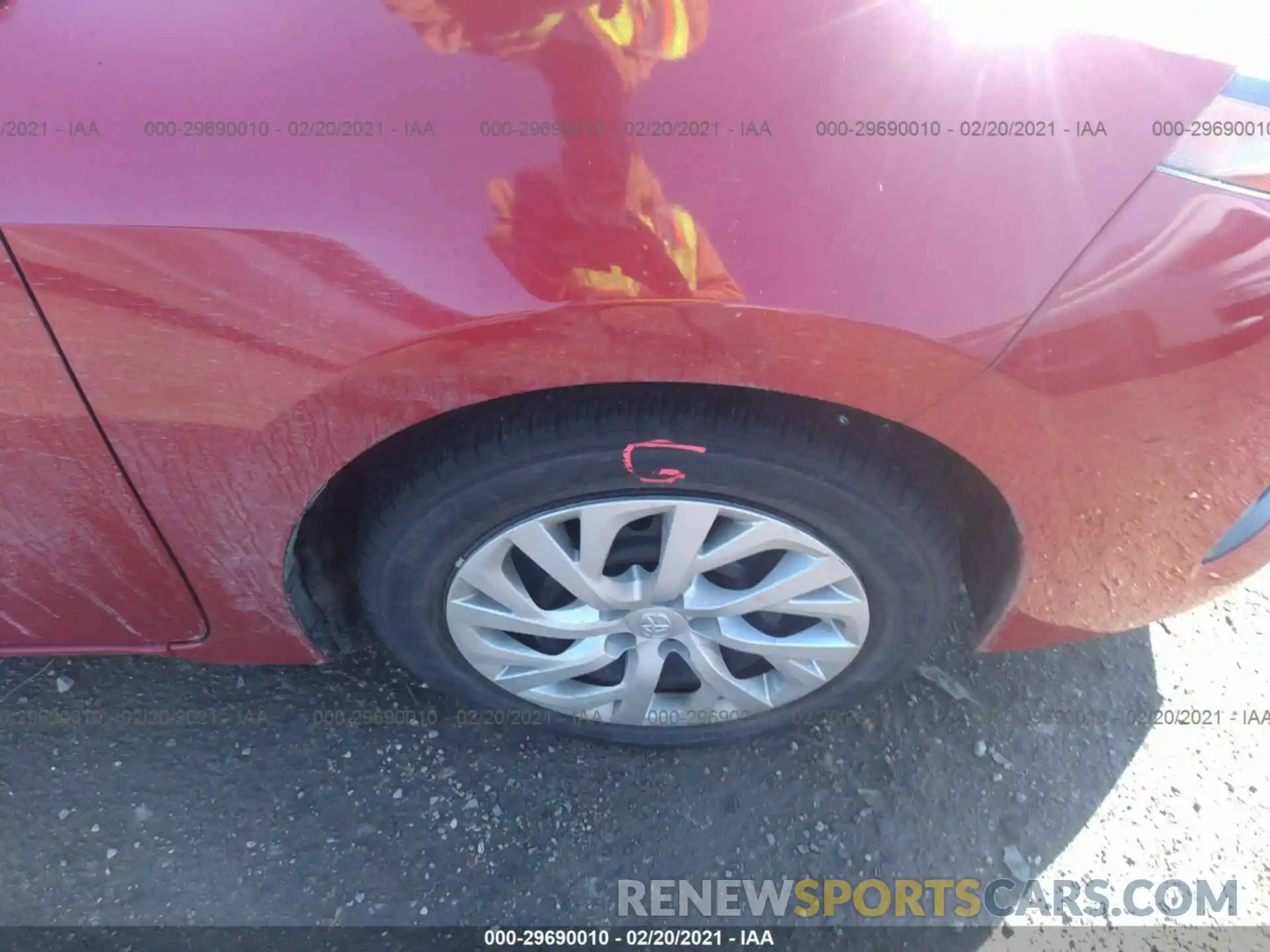 14 Photograph of a damaged car 5YFBURHE5KP903738 TOYOTA COROLLA 2019