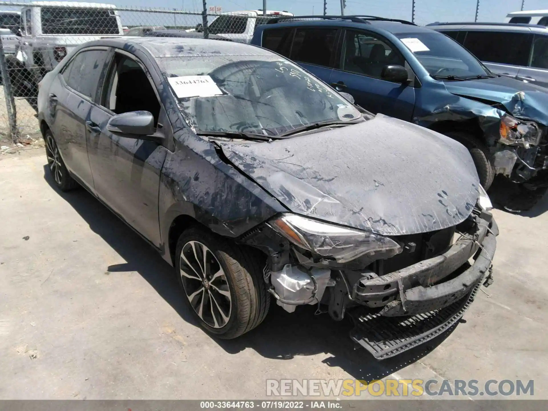 1 Photograph of a damaged car 5YFBURHE5KP905246 TOYOTA COROLLA 2019