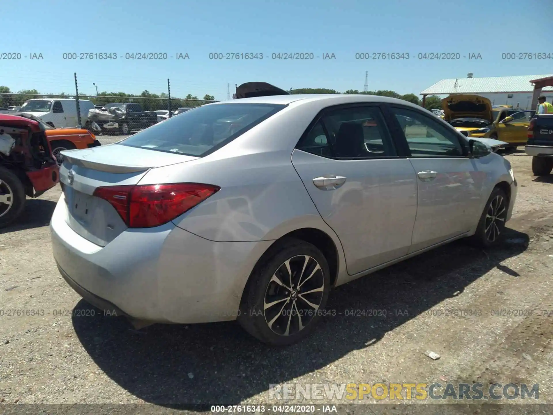 4 Photograph of a damaged car 5YFBURHE5KP907126 TOYOTA COROLLA 2019