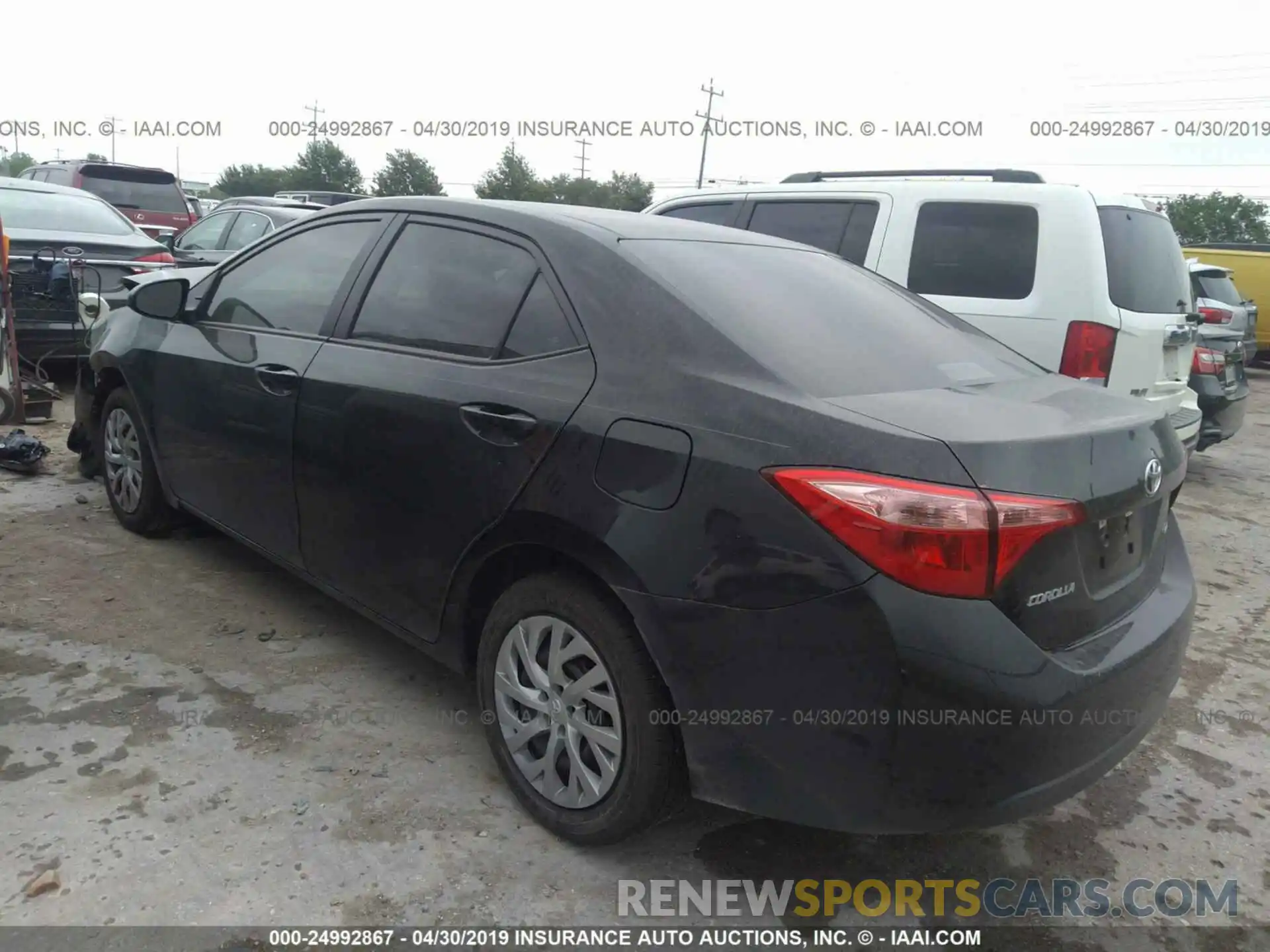 3 Photograph of a damaged car 5YFBURHE5KP910933 TOYOTA COROLLA 2019