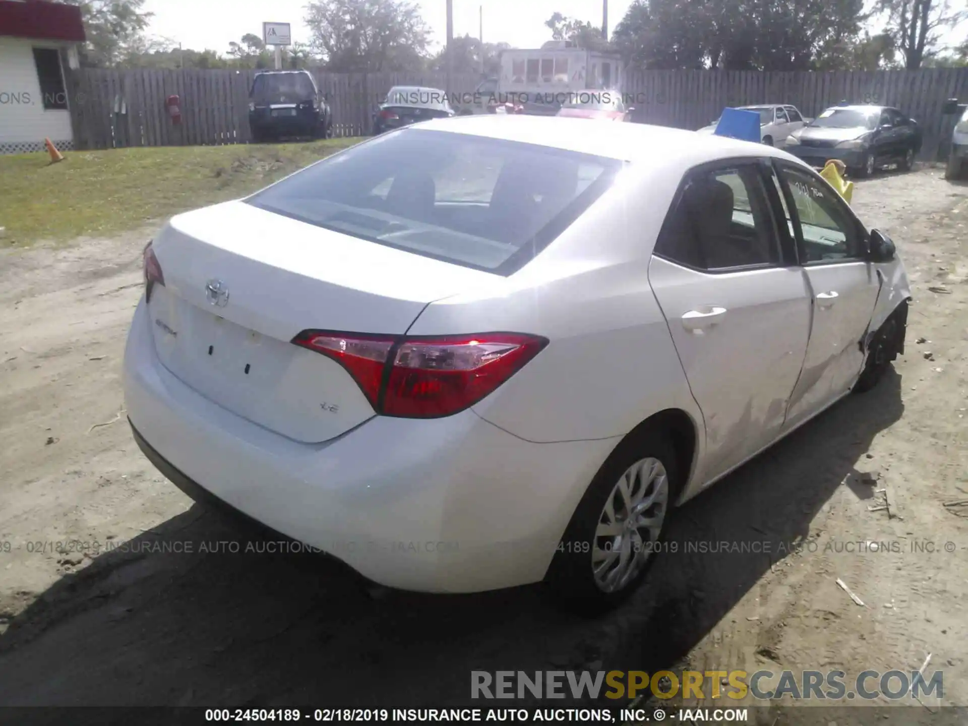 4 Photograph of a damaged car 5YFBURHE5KP916439 TOYOTA COROLLA 2019