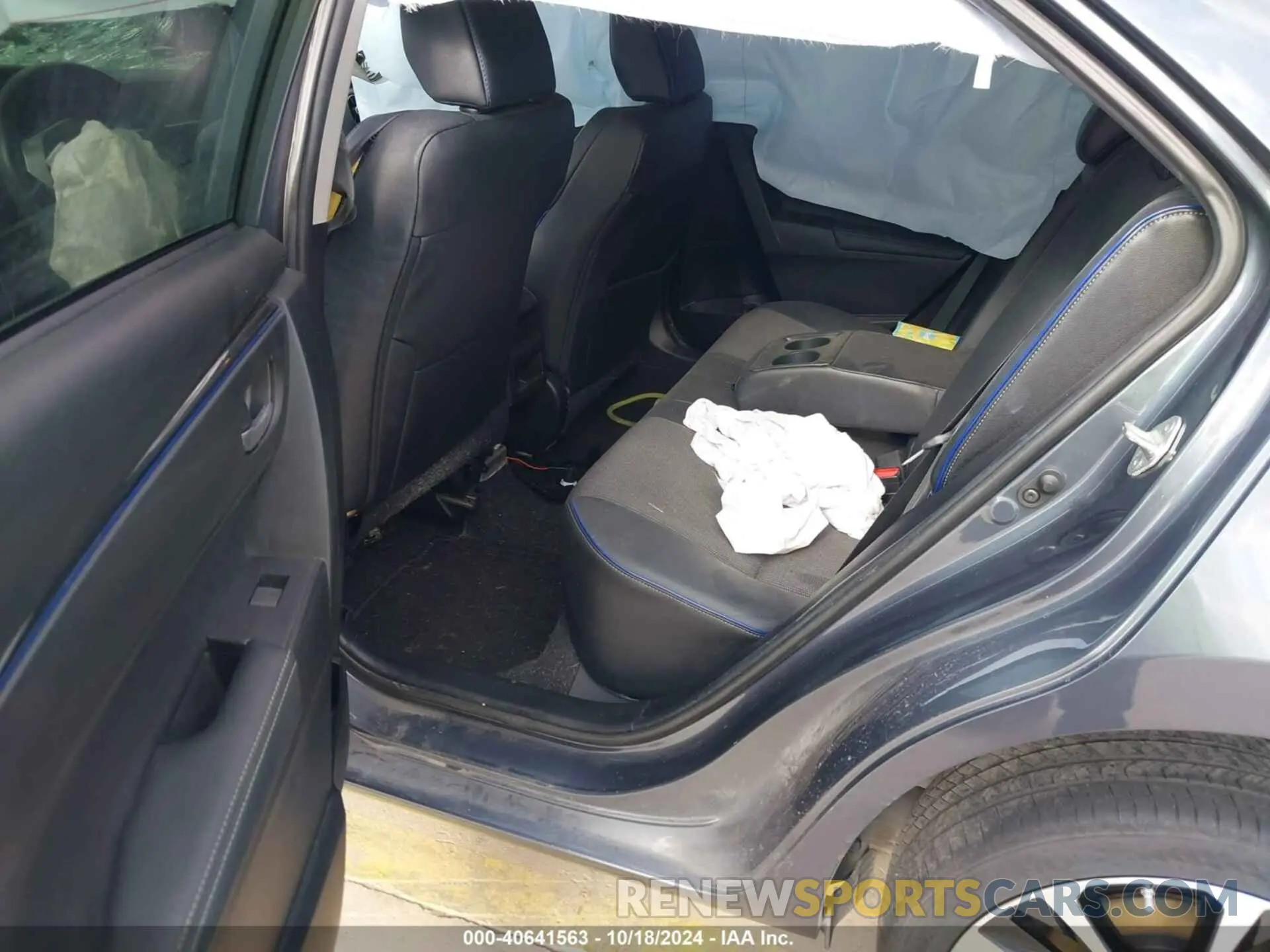 8 Photograph of a damaged car 5YFBURHE5KP919647 TOYOTA COROLLA 2019
