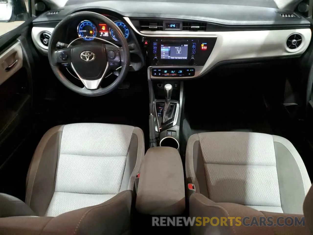 8 Photograph of a damaged car 5YFBURHE5KP919972 TOYOTA COROLLA 2019