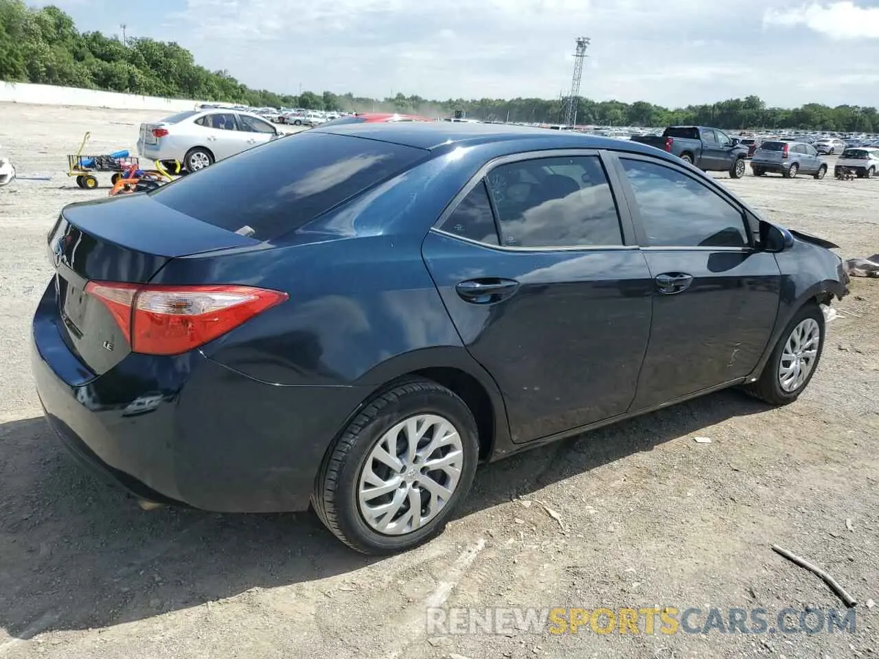 3 Photograph of a damaged car 5YFBURHE5KP926453 TOYOTA COROLLA 2019