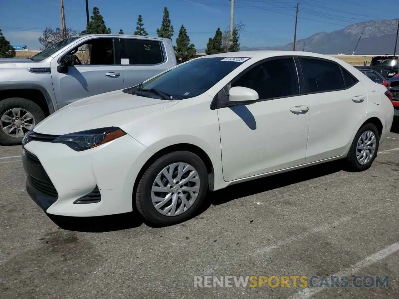 1 Photograph of a damaged car 5YFBURHE5KP928736 TOYOTA COROLLA 2019