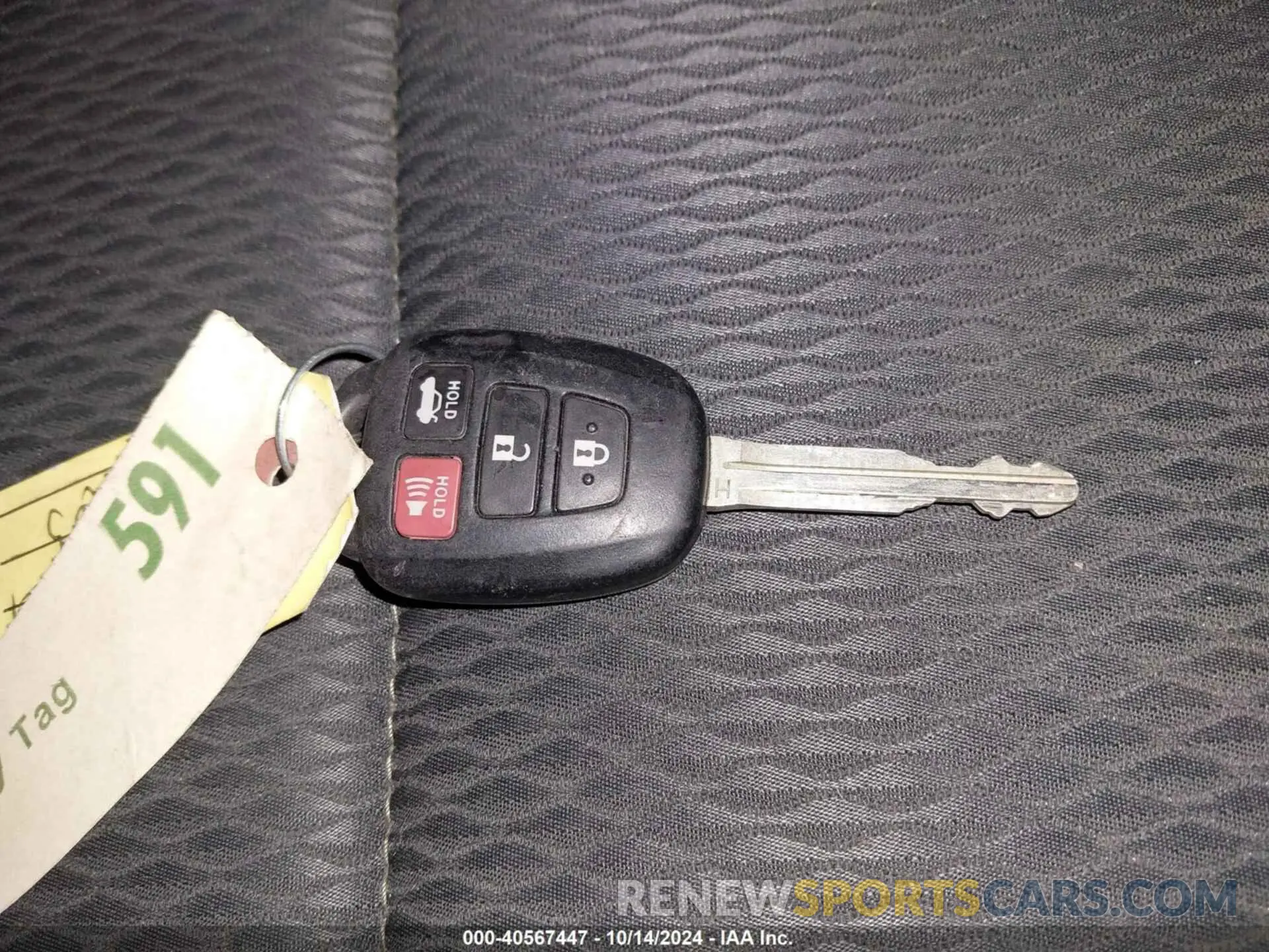 11 Photograph of a damaged car 5YFBURHE5KP929739 TOYOTA COROLLA 2019
