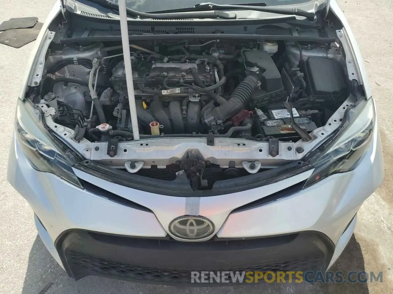 11 Photograph of a damaged car 5YFBURHE5KP929854 TOYOTA COROLLA 2019