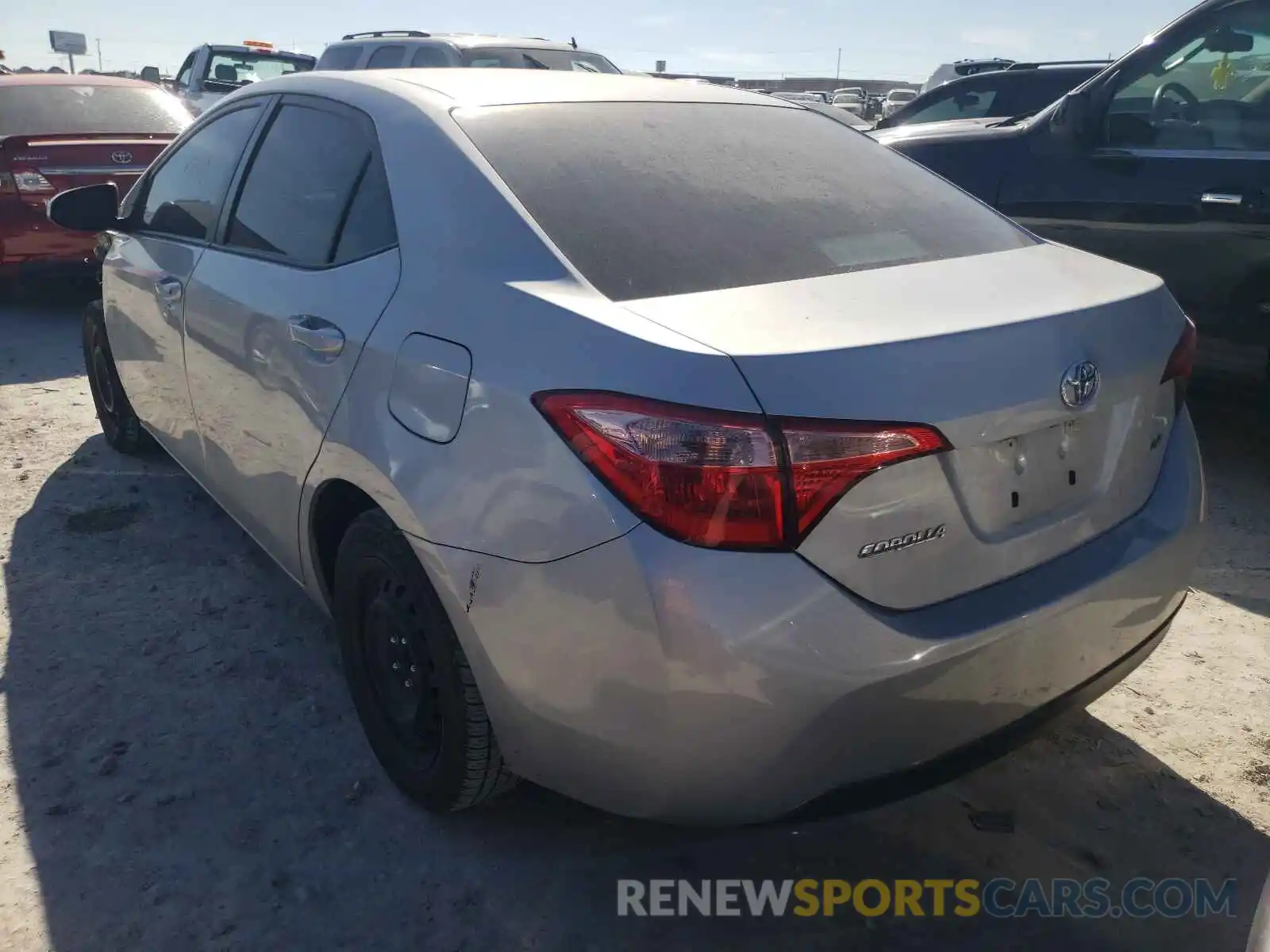 3 Photograph of a damaged car 5YFBURHE5KP930874 TOYOTA COROLLA 2019